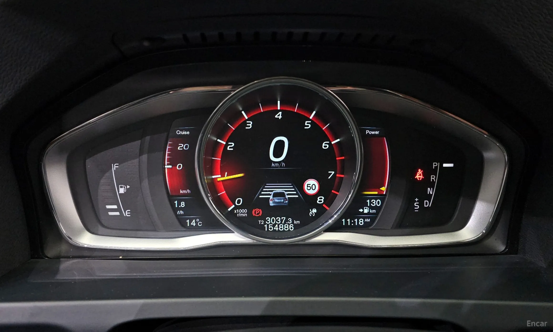 Volvo S60 превью 8