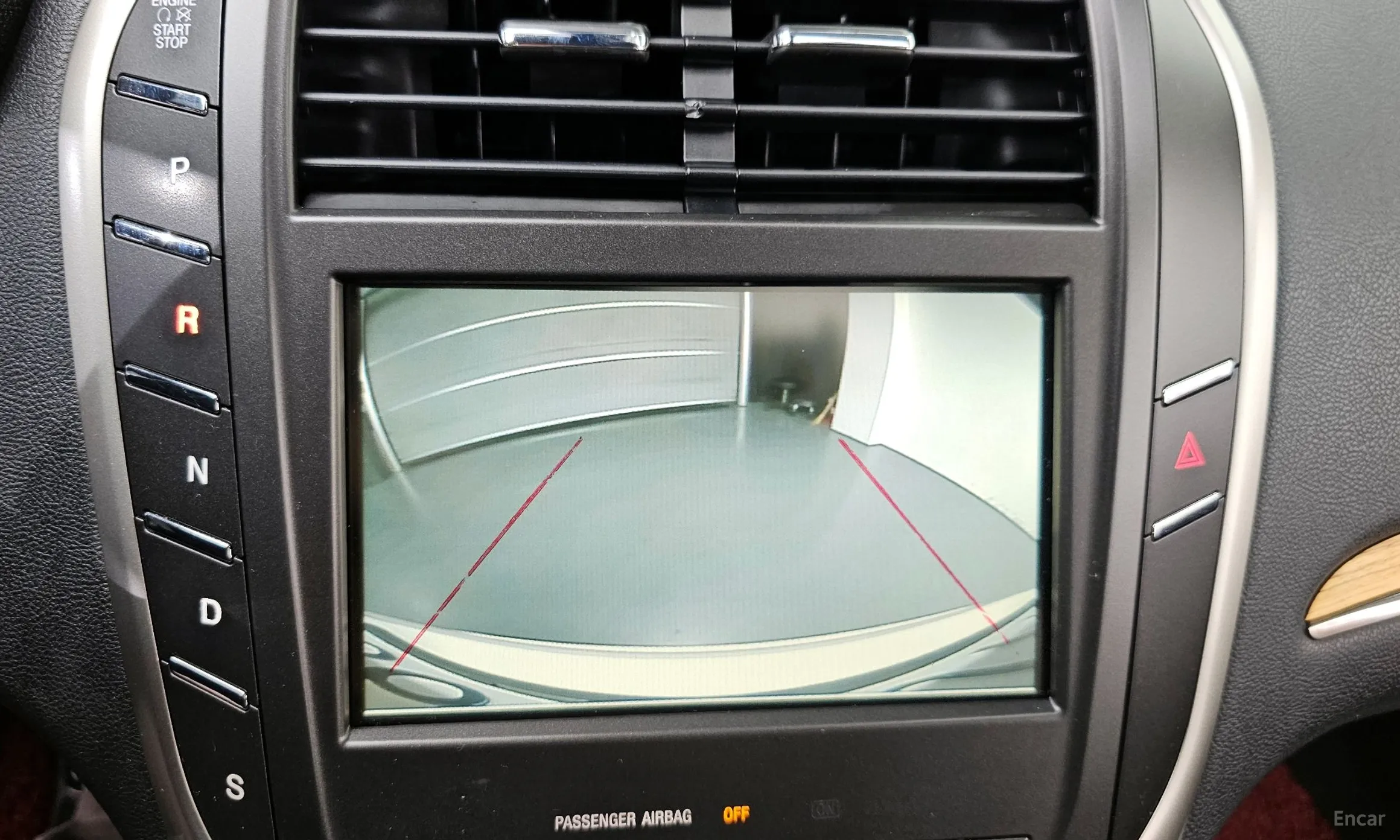 Lincoln MKC превью 15