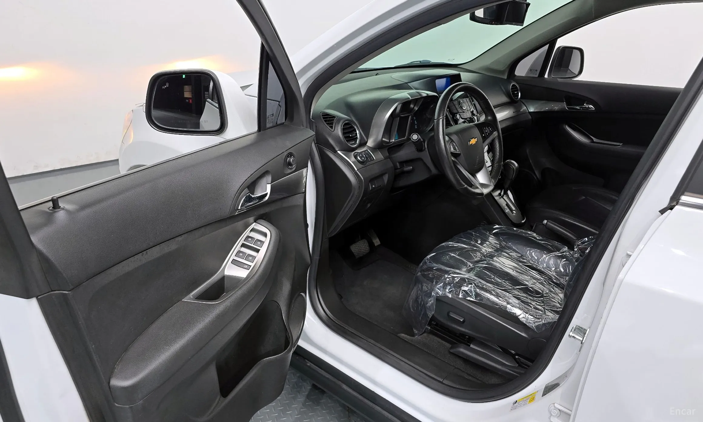 Chevrolet (GM Daewoo) Orlando превью 10