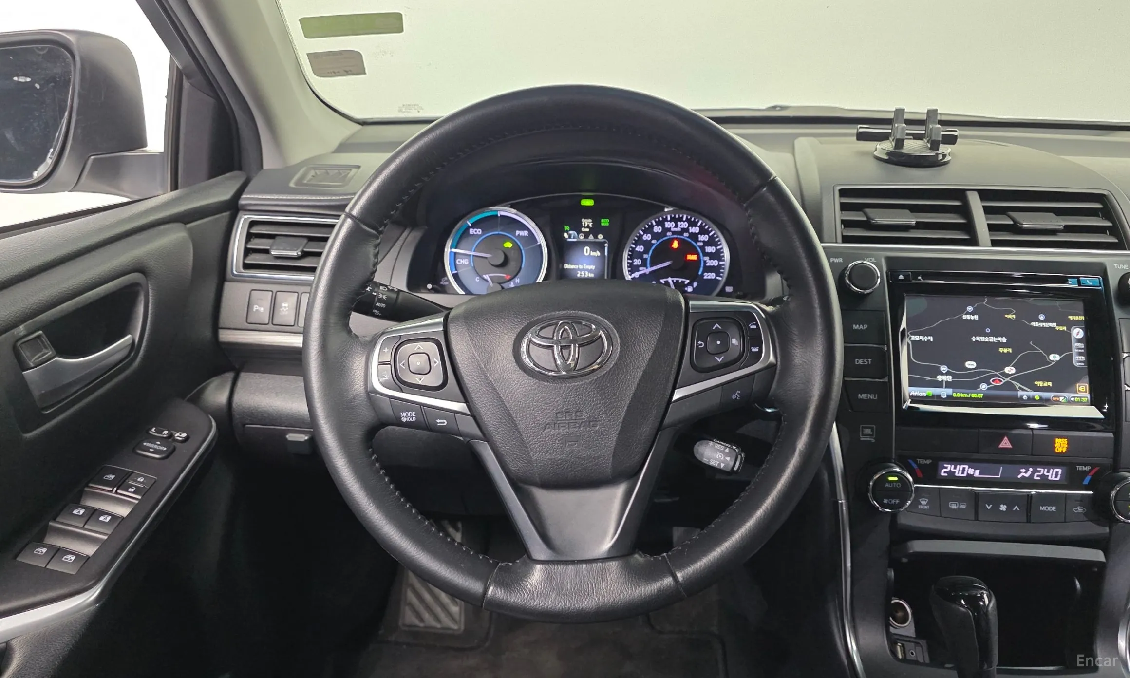Toyota New Camry превью 13