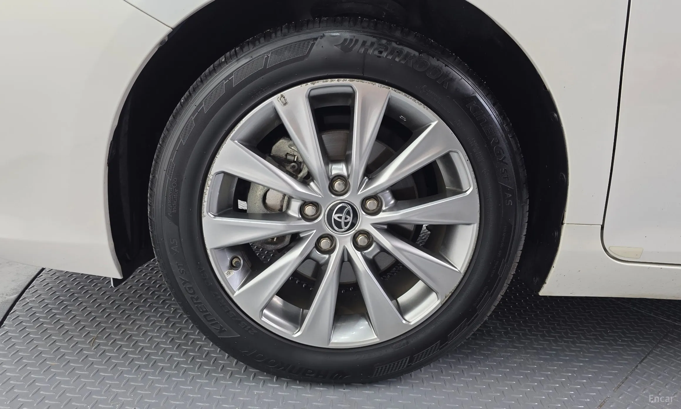 Toyota New Camry превью 5