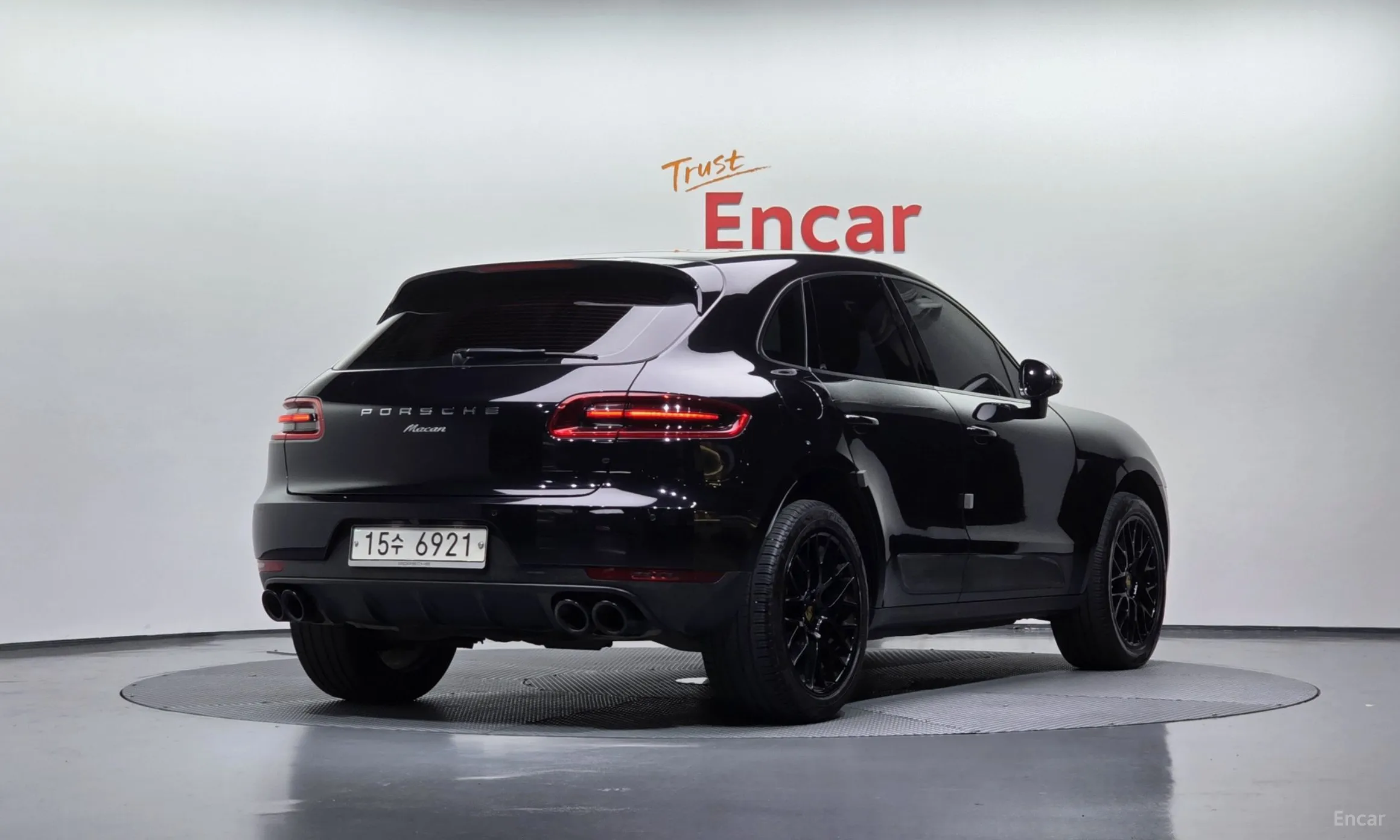 Porsche Macan превью 2