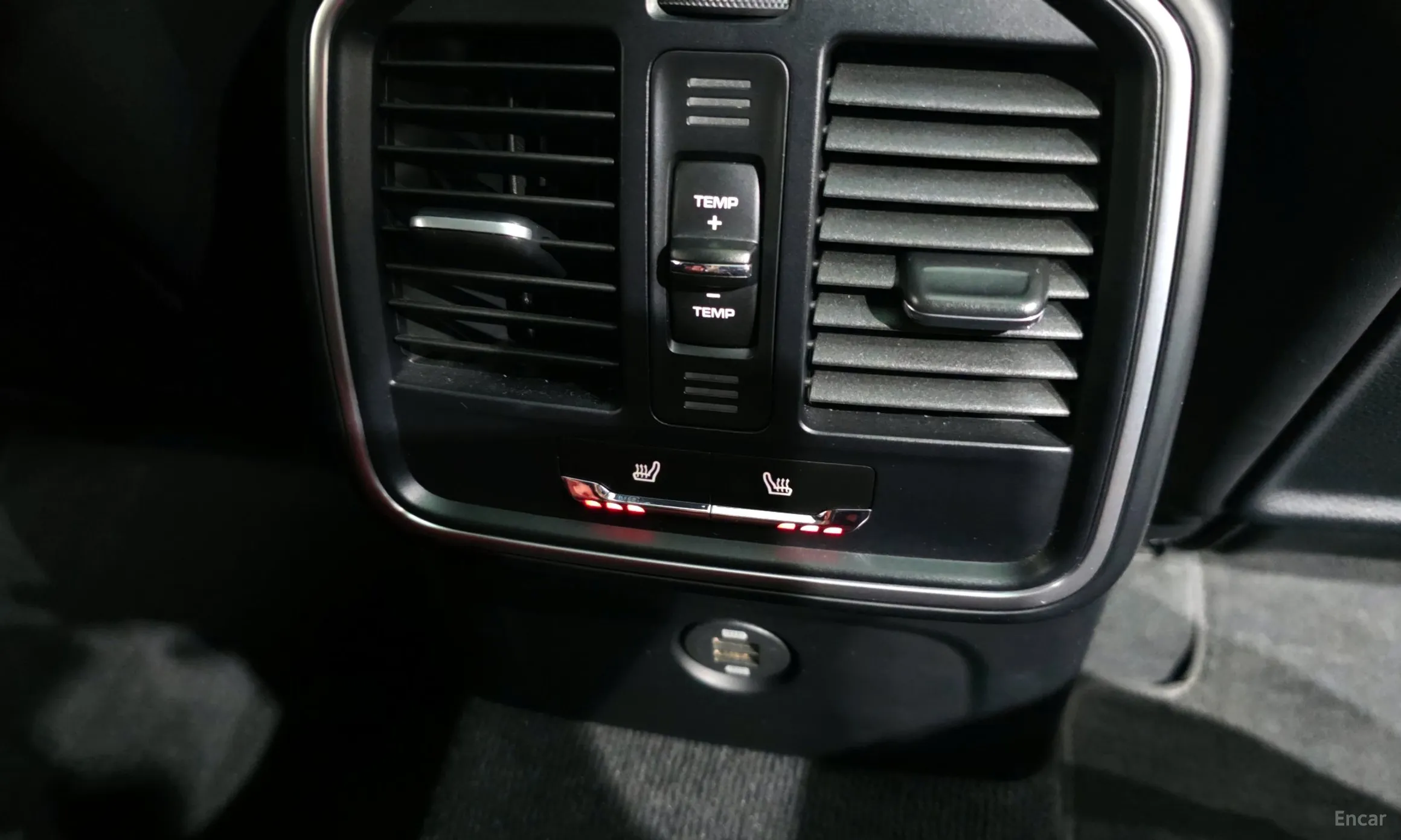 Porsche Macan превью 19
