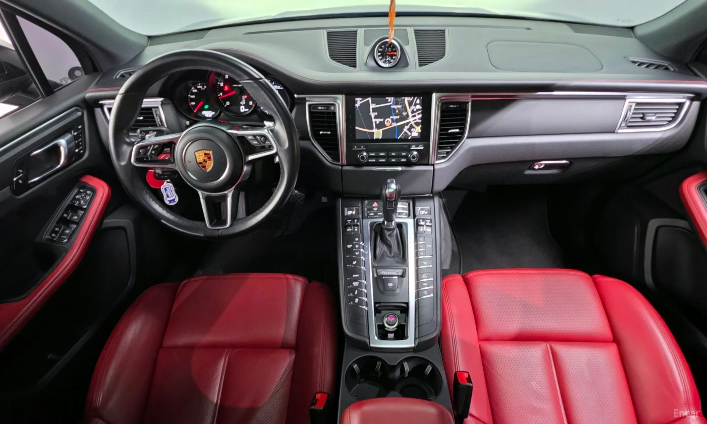 Porsche Macan превью 7