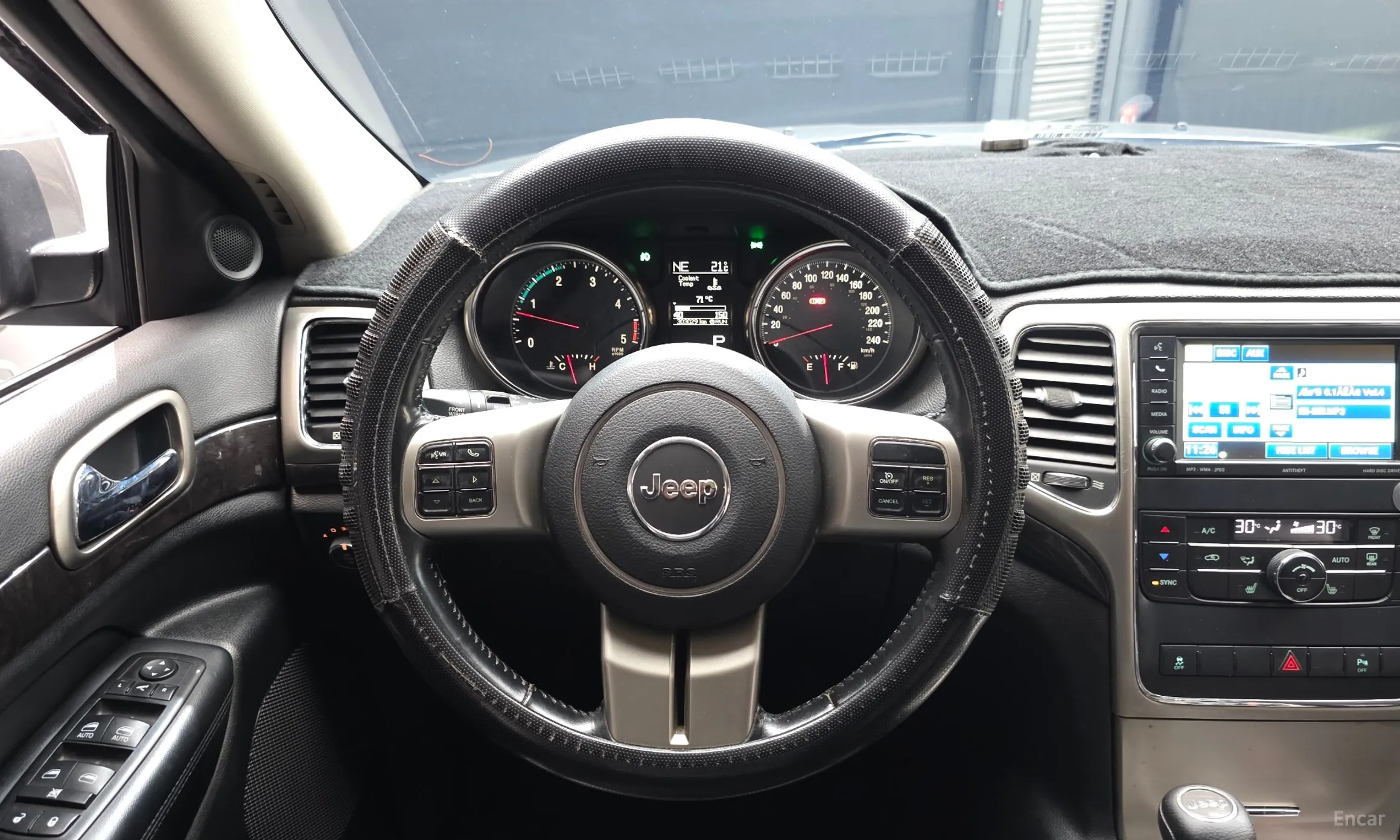 Jeep Grand Cherokee превью 13