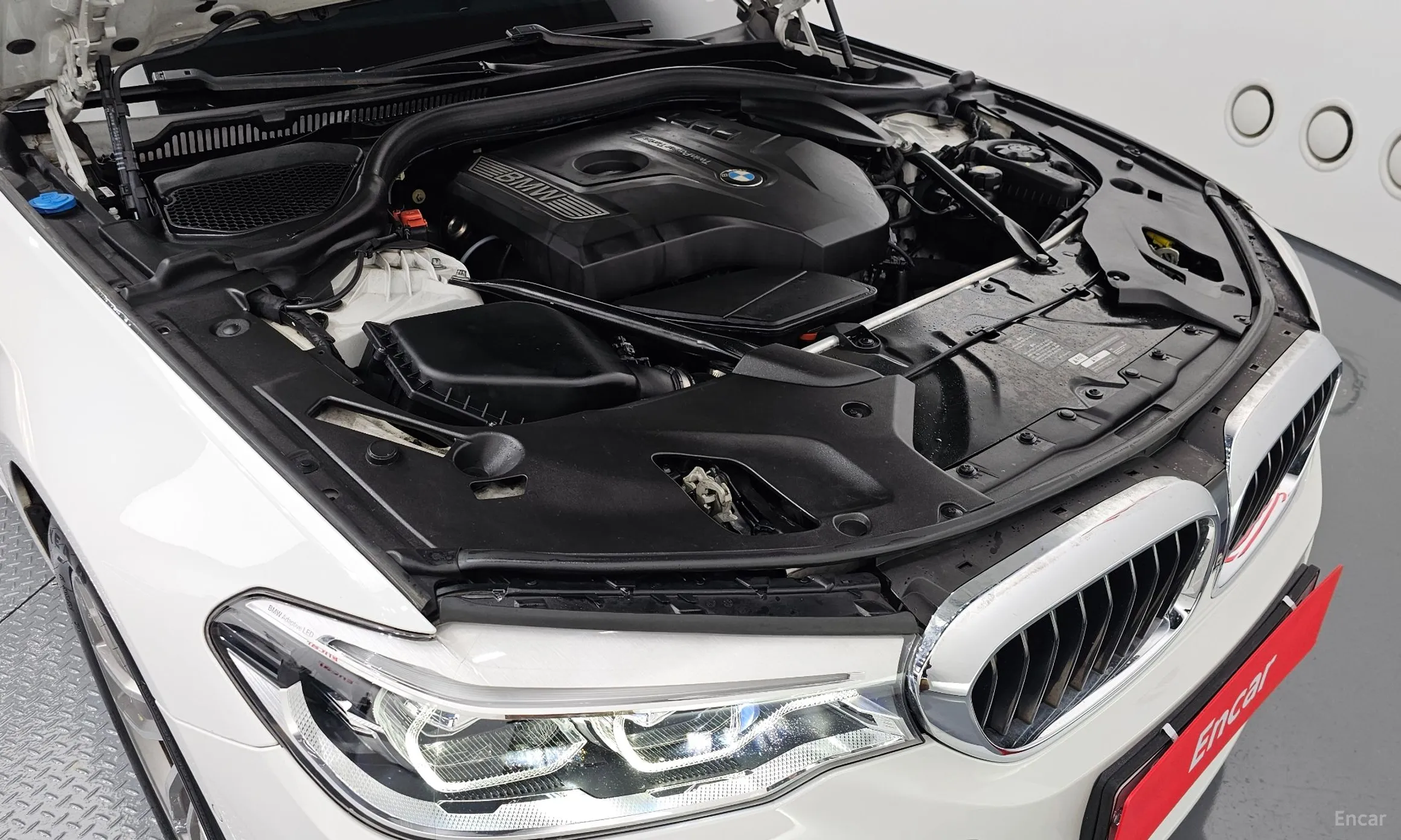 BMW 5 Series (G30) превью 6