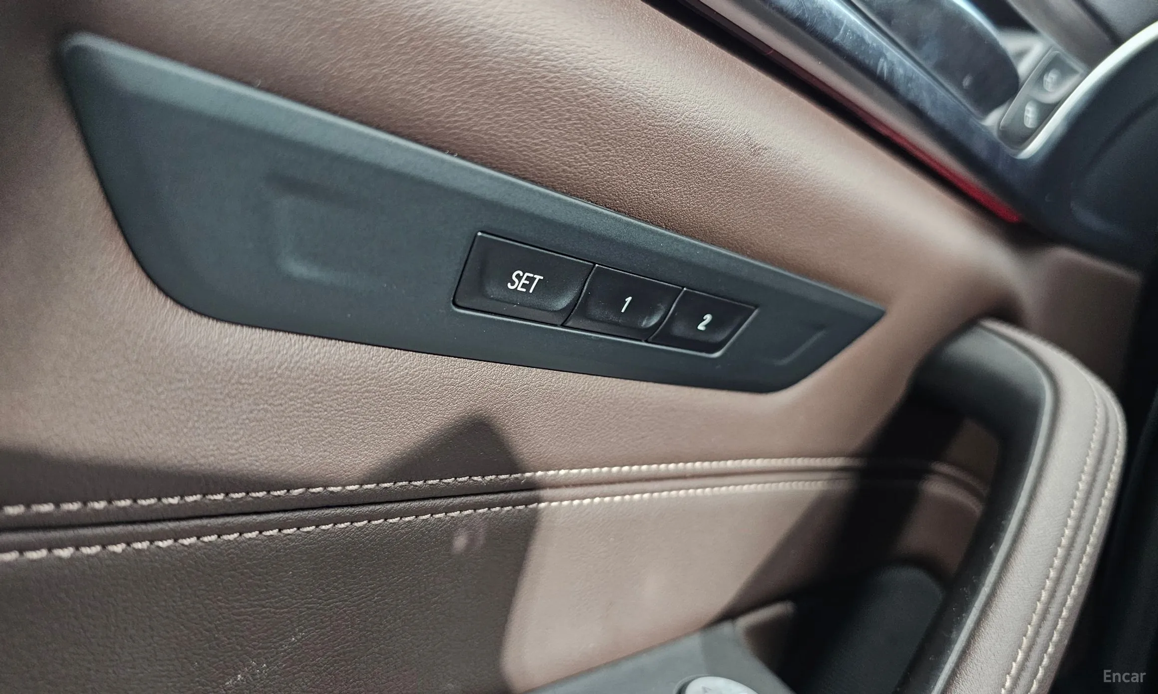 BMW 5 Series (G30) превью 18