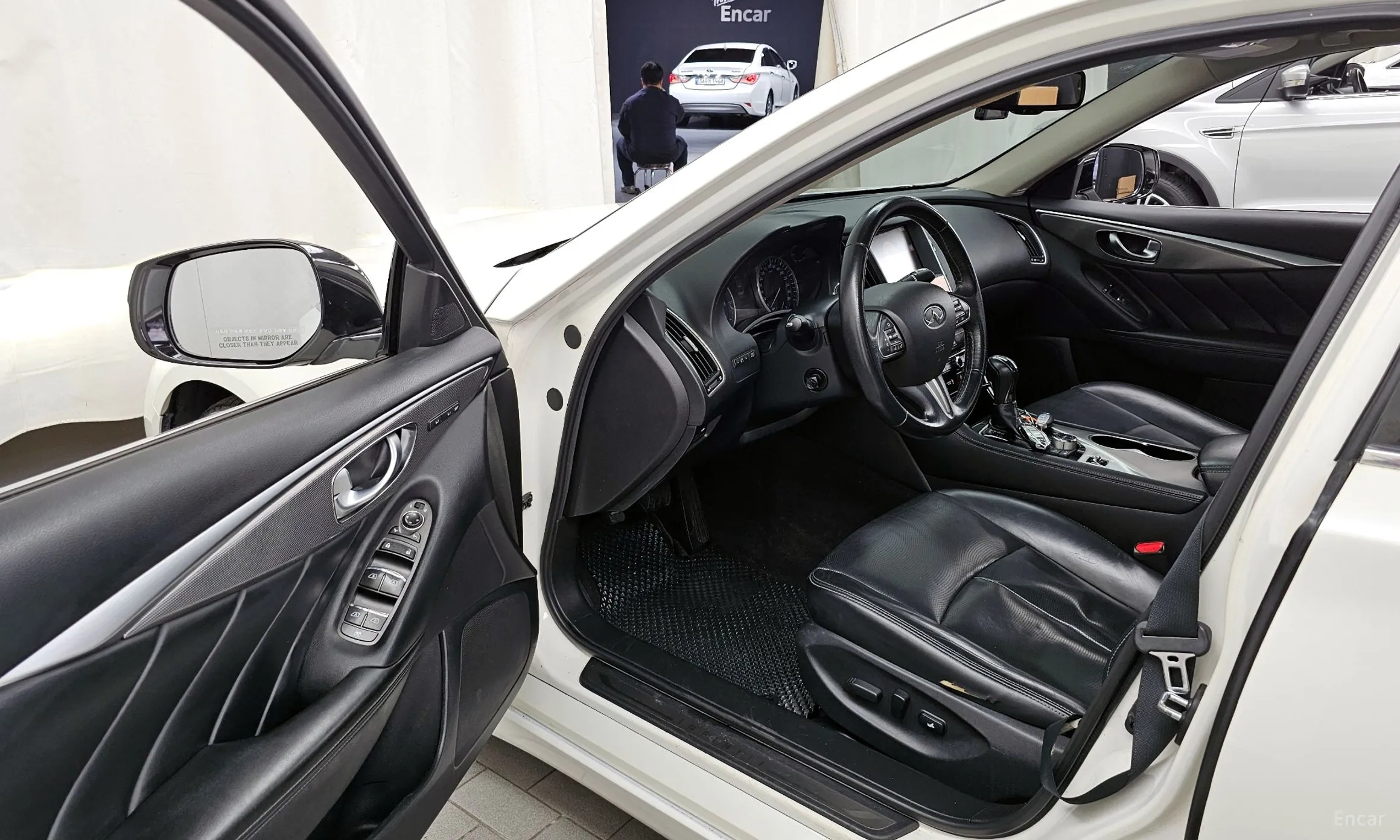 Infiniti Q50 превью 10