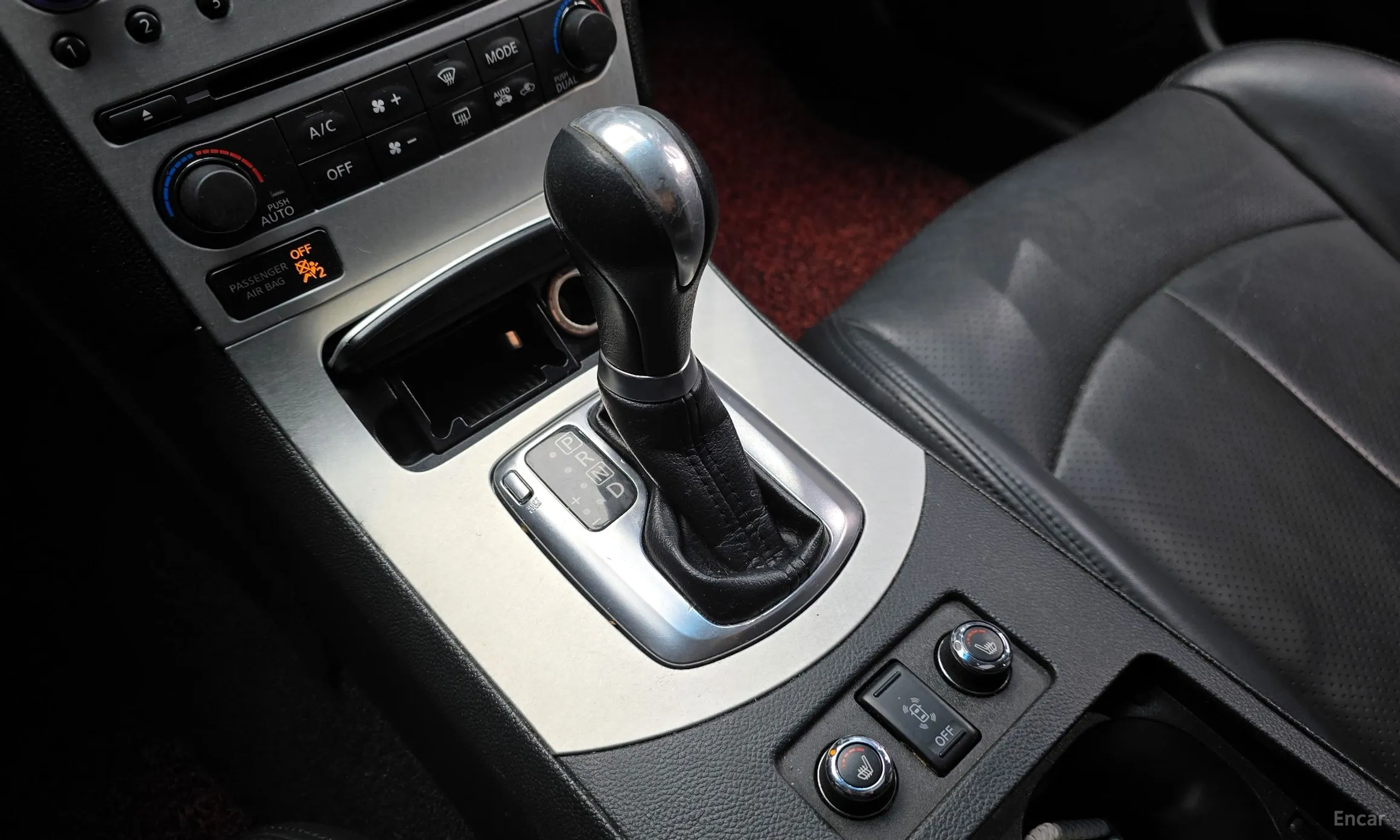 Infiniti G37 превью 9