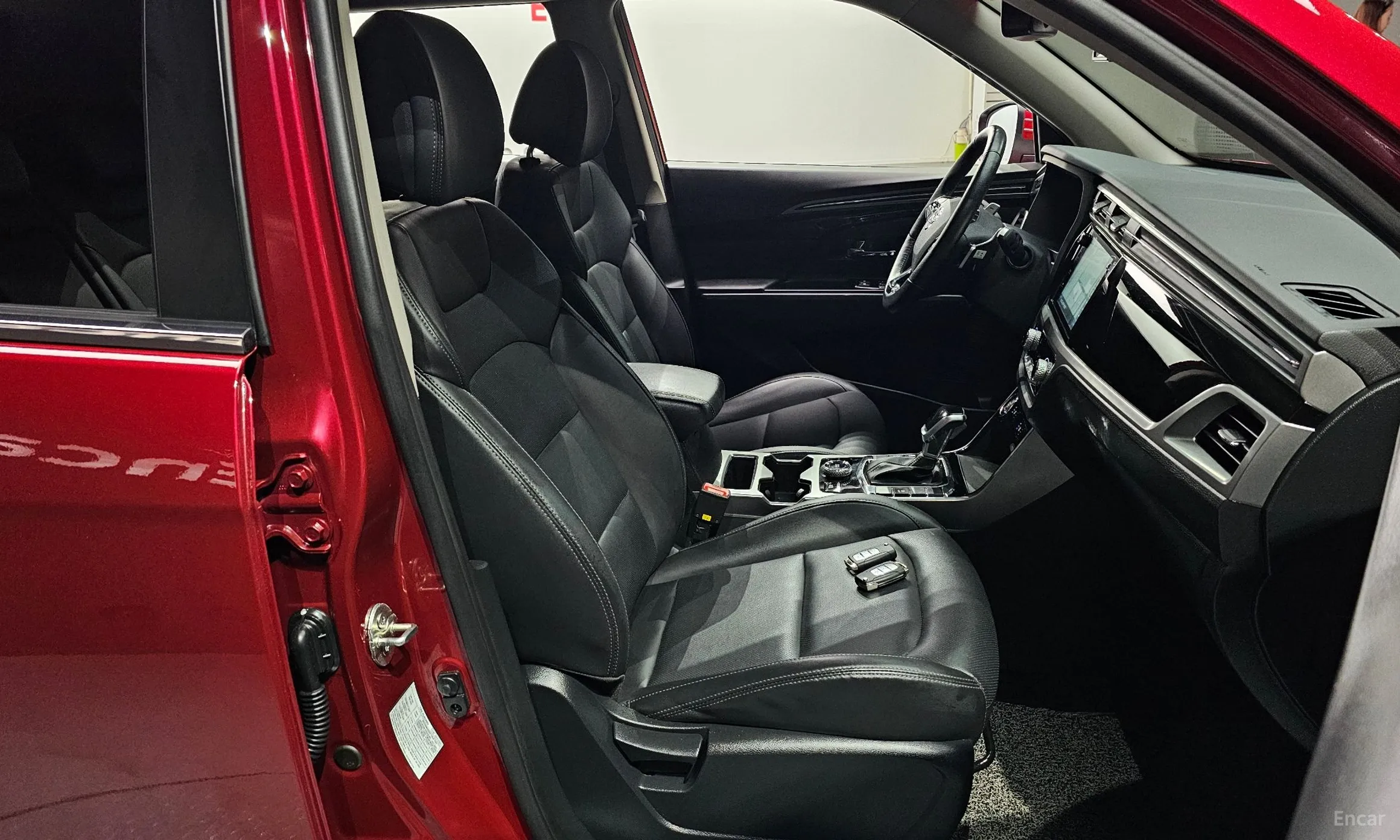 KG Mobility (SsangYong) Beautiful Korando превью 10