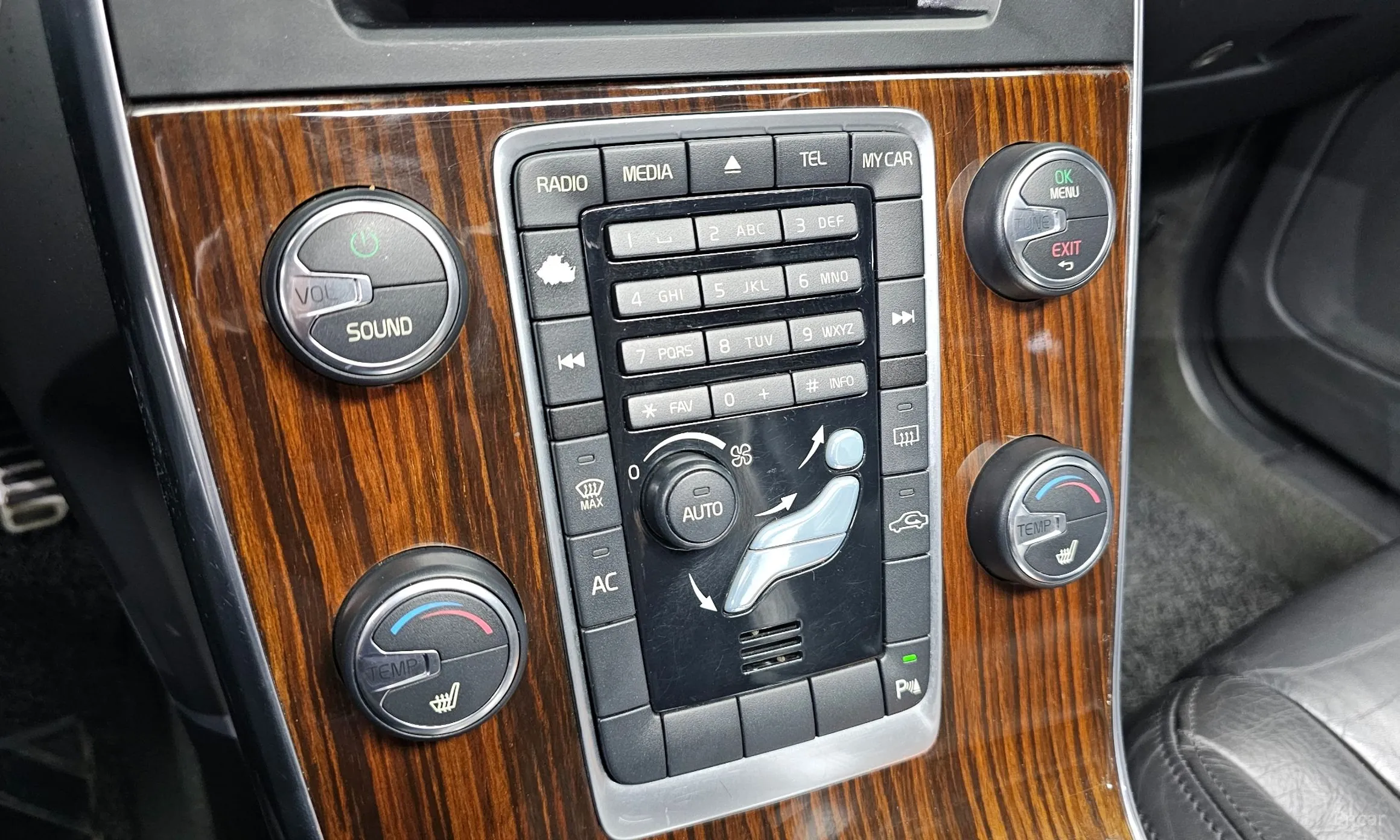 Volvo S60 превью 20