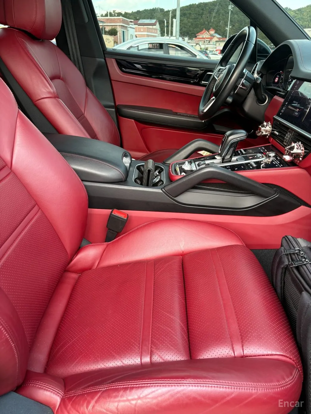 Porsche Cayenne (PO536) превью 10