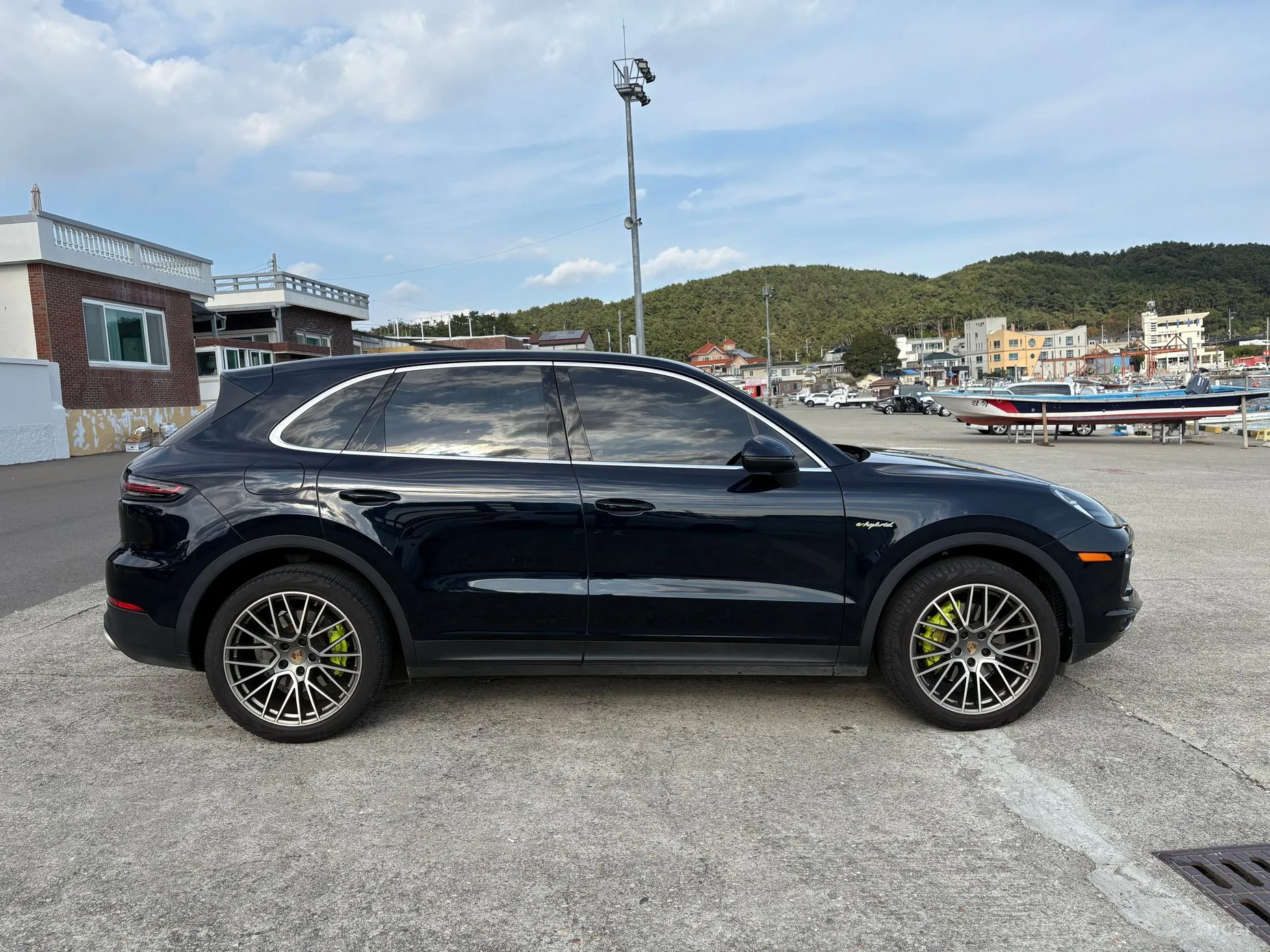 Porsche Cayenne (PO536) превью 4