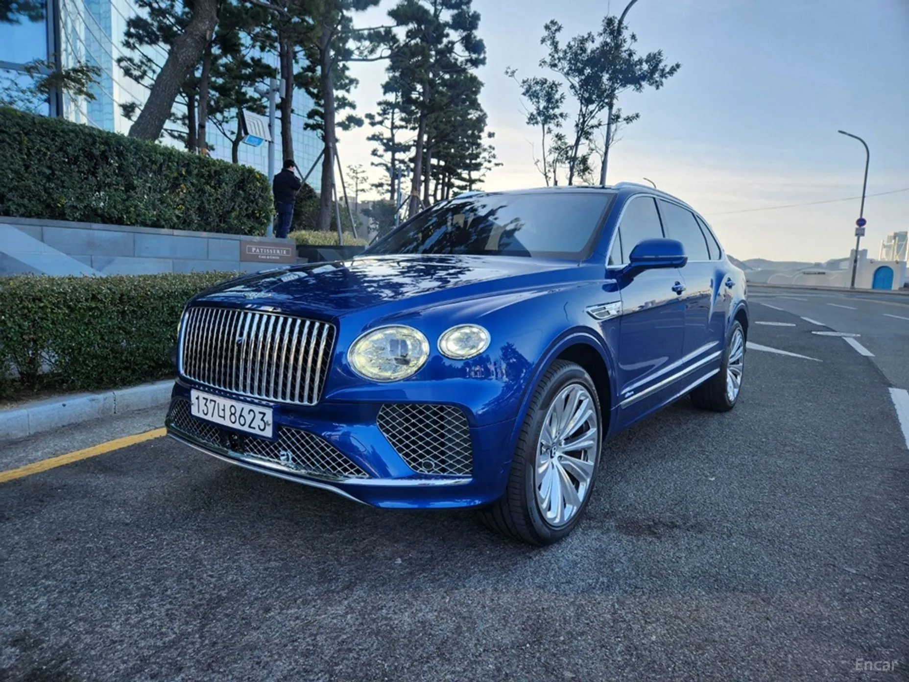 Bentley Bentayga превью 2