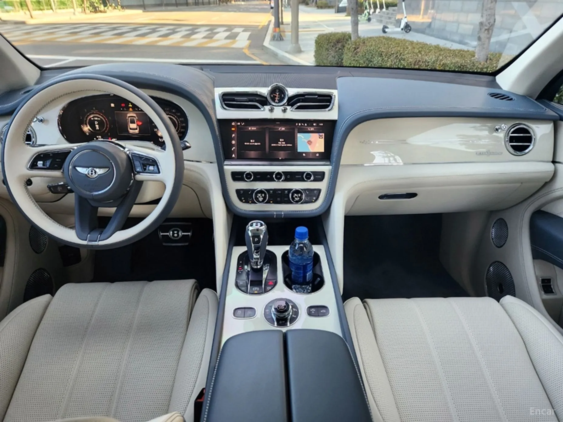 Bentley Bentayga превью 8