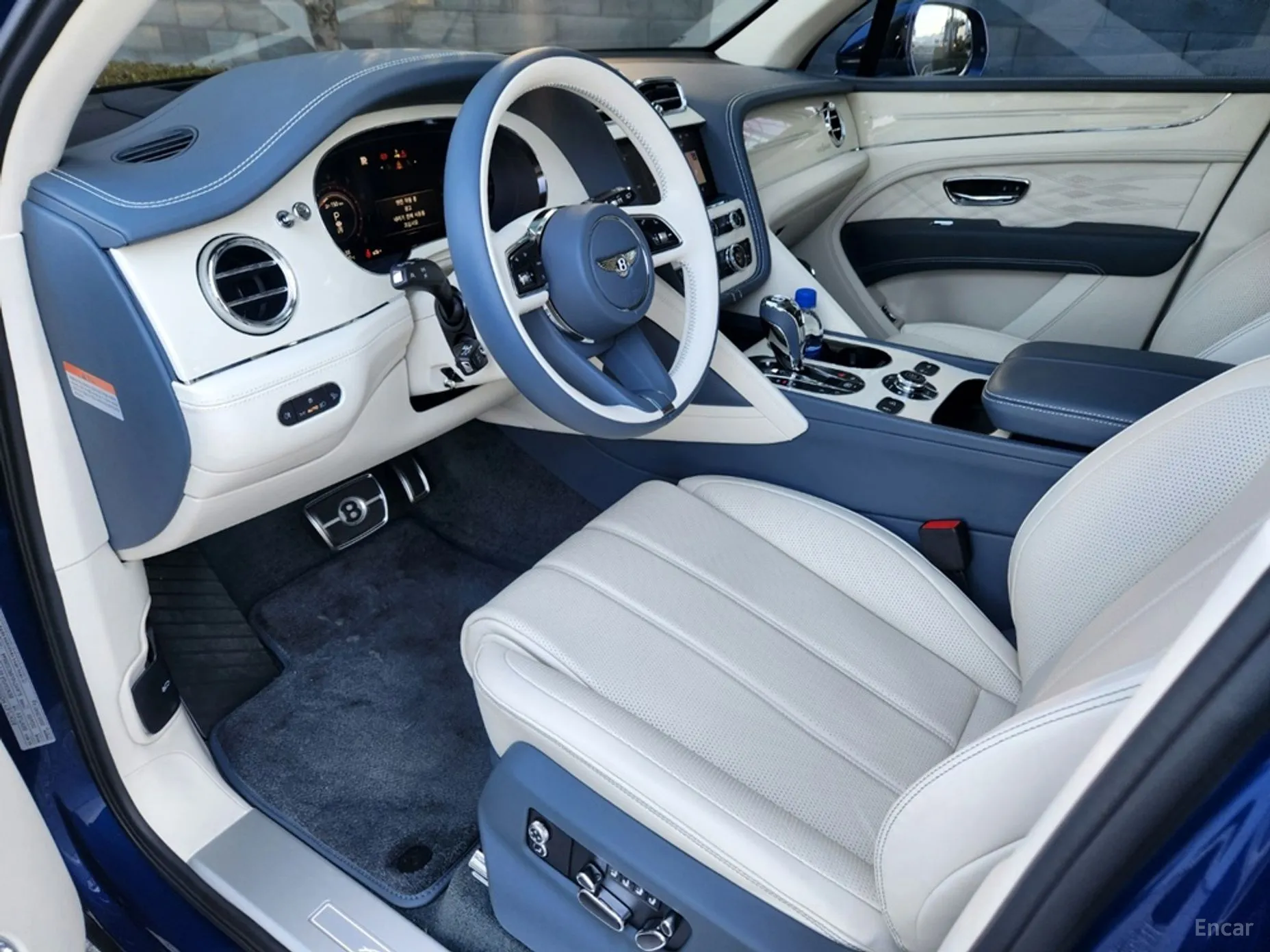 Bentley Bentayga превью 9