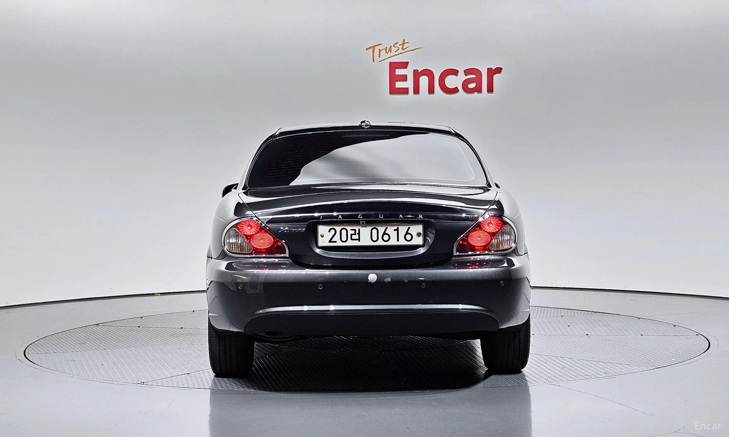 Jaguar X-type превью 4
