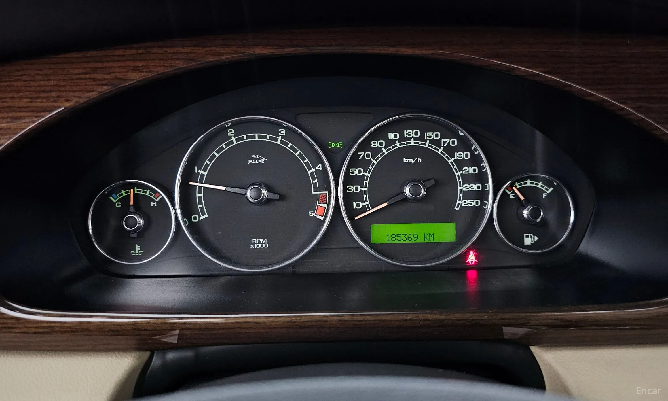 Jaguar X-type превью 8