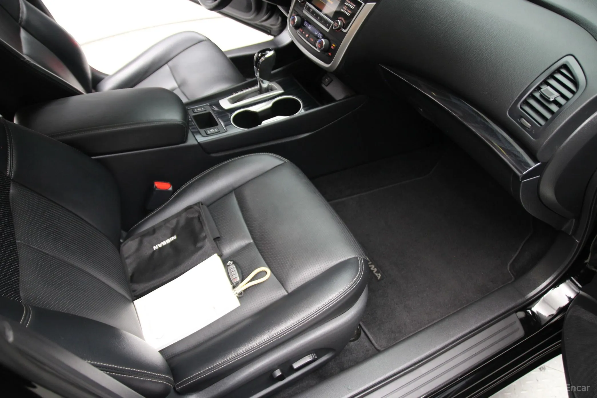 Nissan Altima превью 16