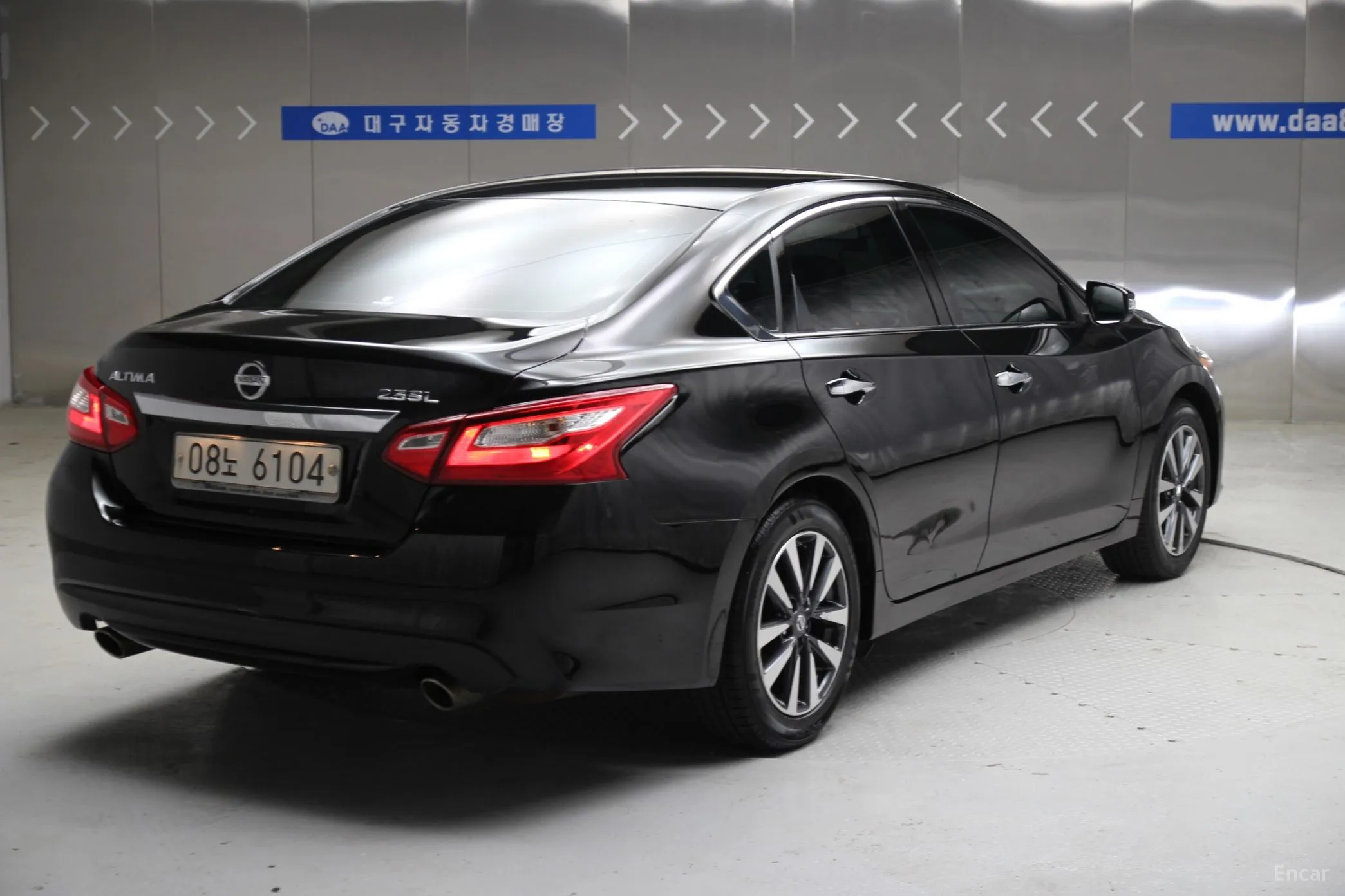 Nissan Altima превью 5