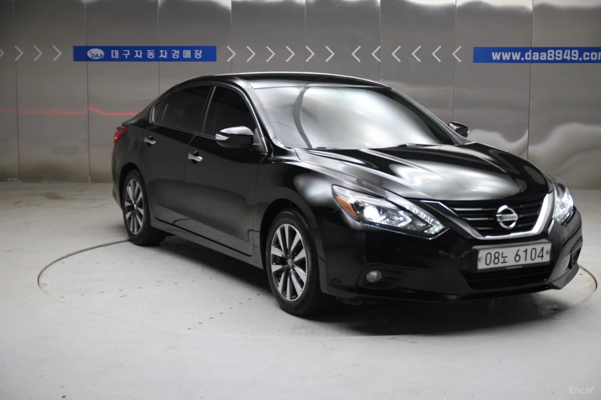 Nissan Altima превью 6
