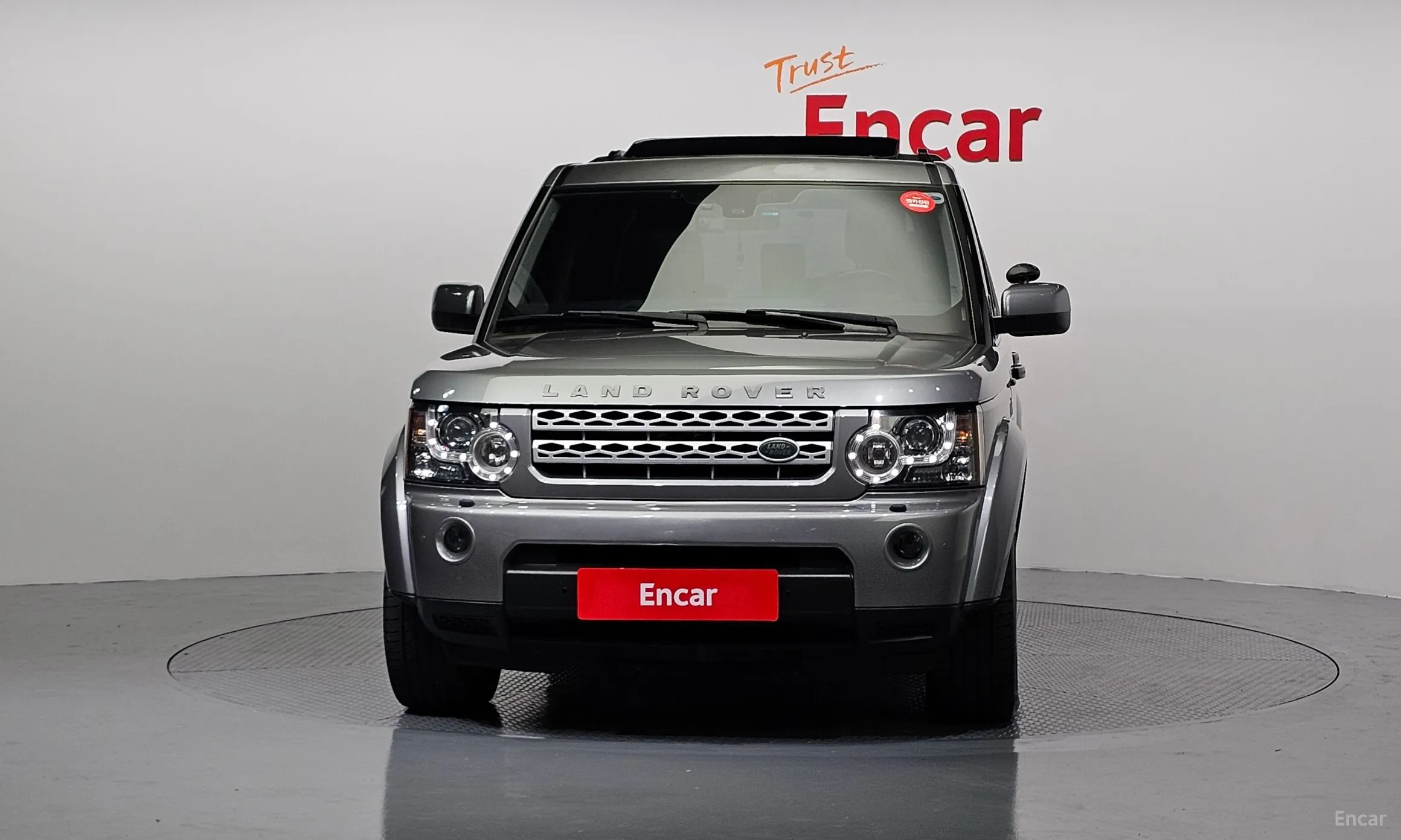 Land Rover Discovery 4 превью 3