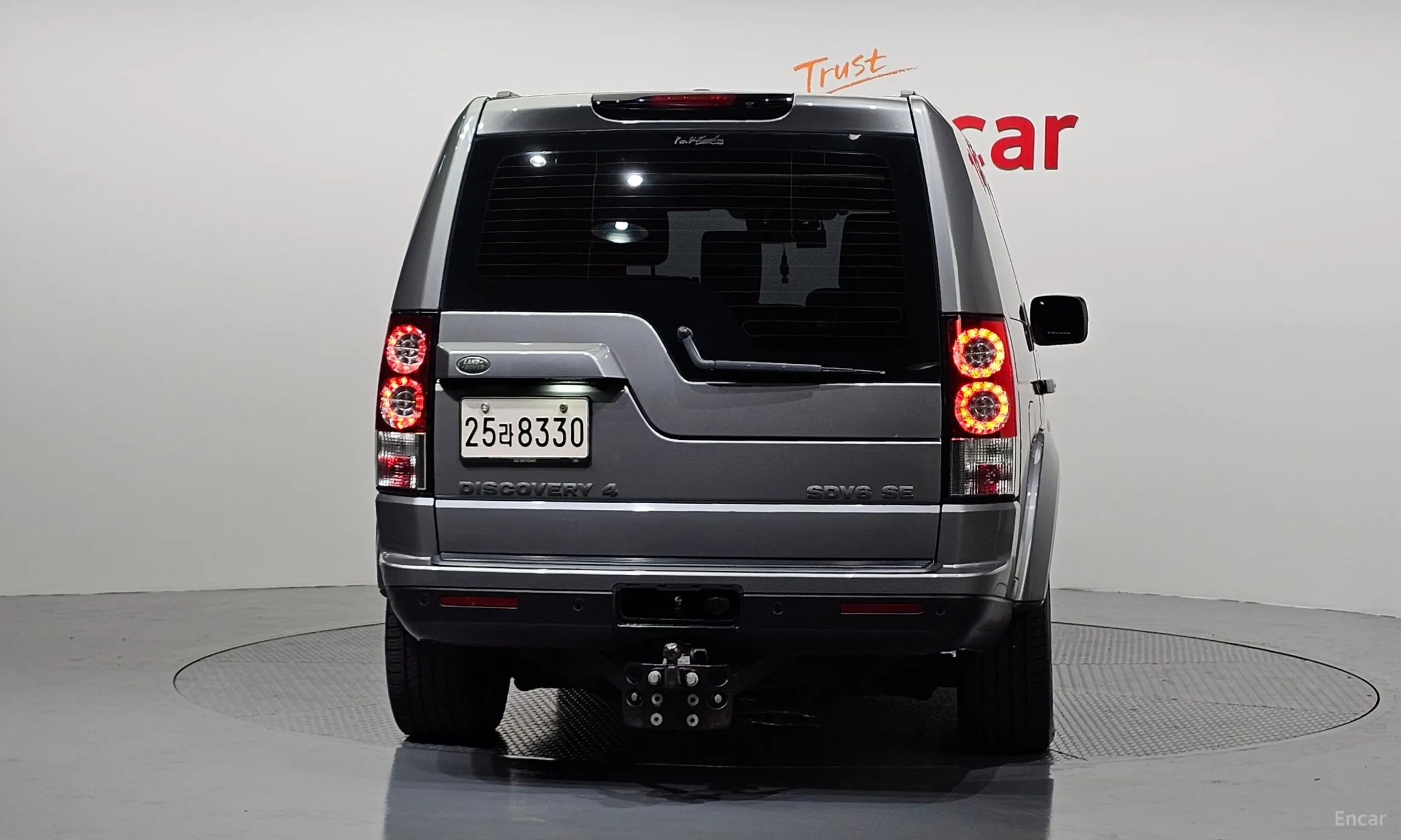 Land Rover Discovery 4 превью 4