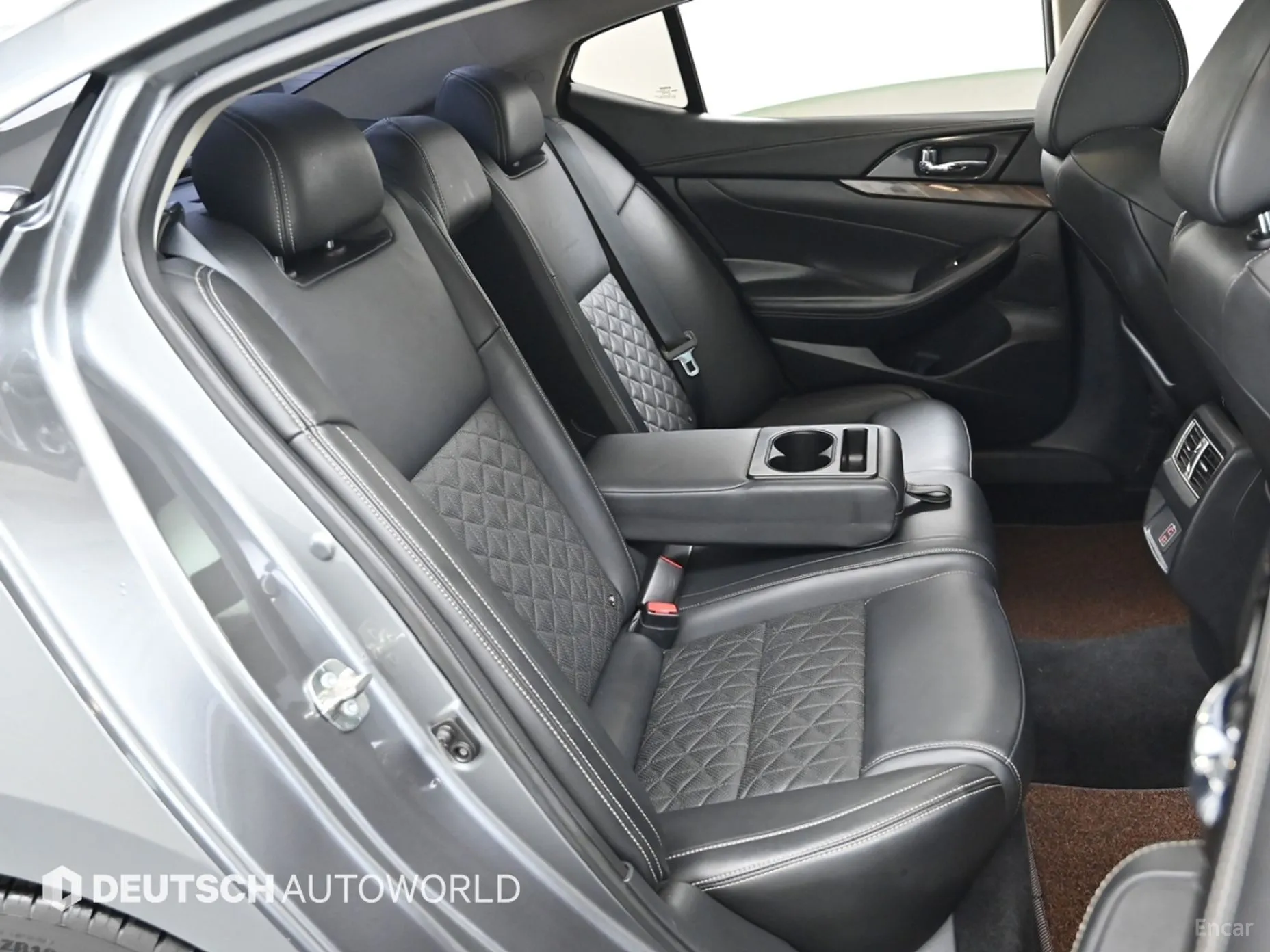 Nissan Maxima (A36) превью 12