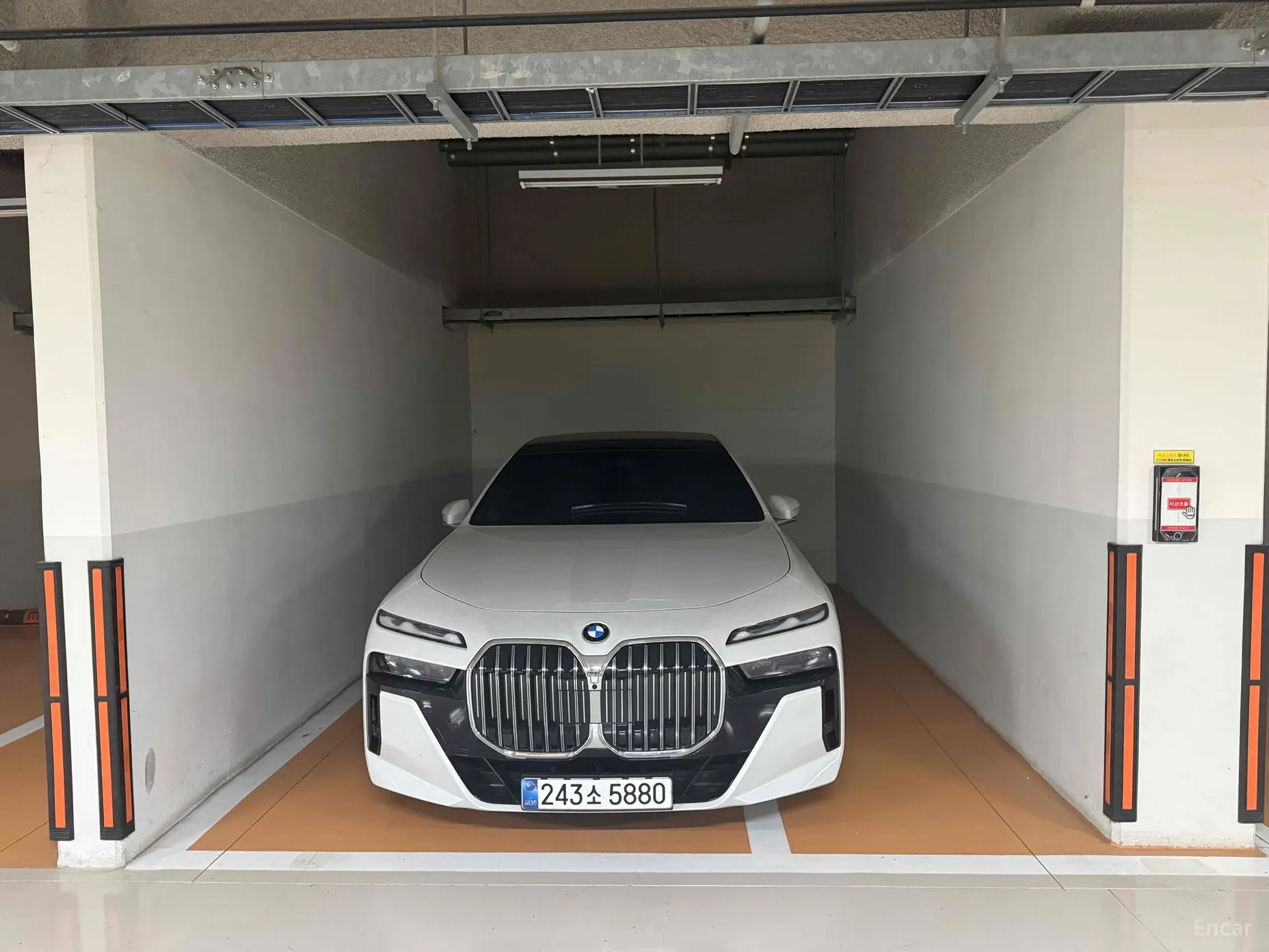BMW 7 Series (G70)