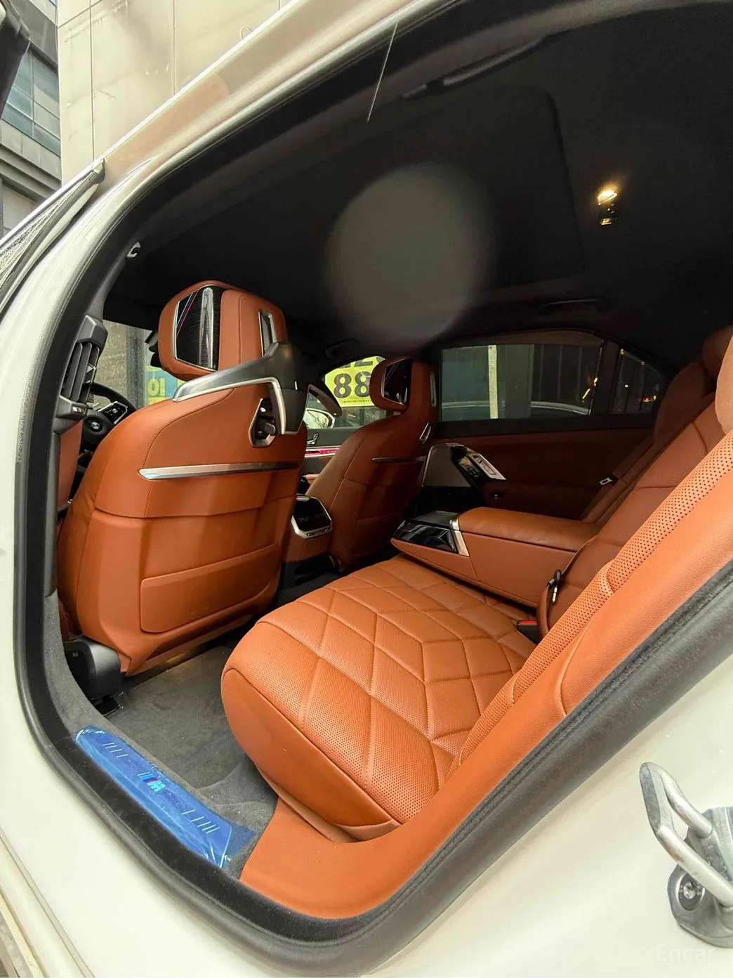 BMW 7 Series (G70) превью 7