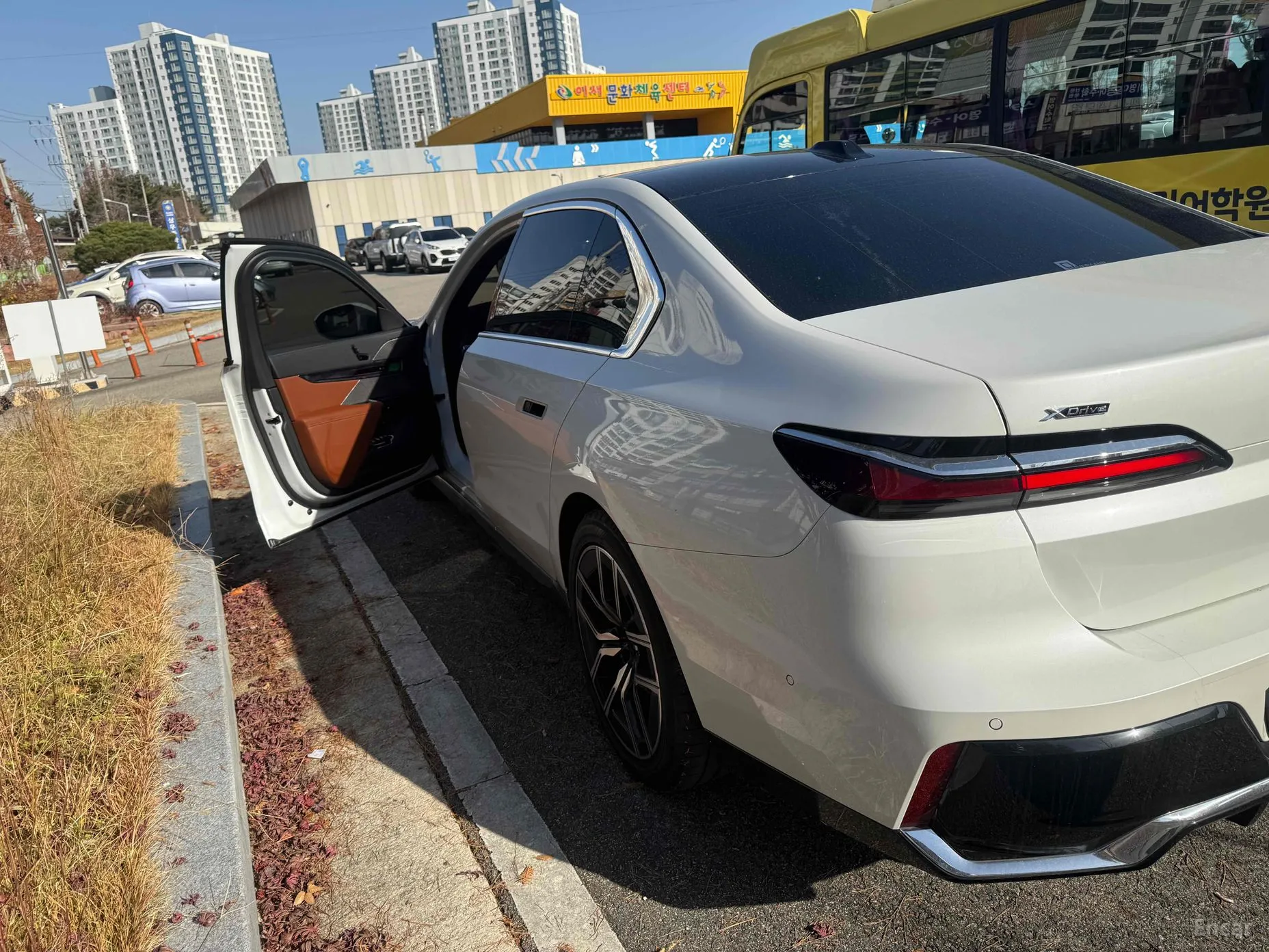 BMW 7 Series (G70) превью 8