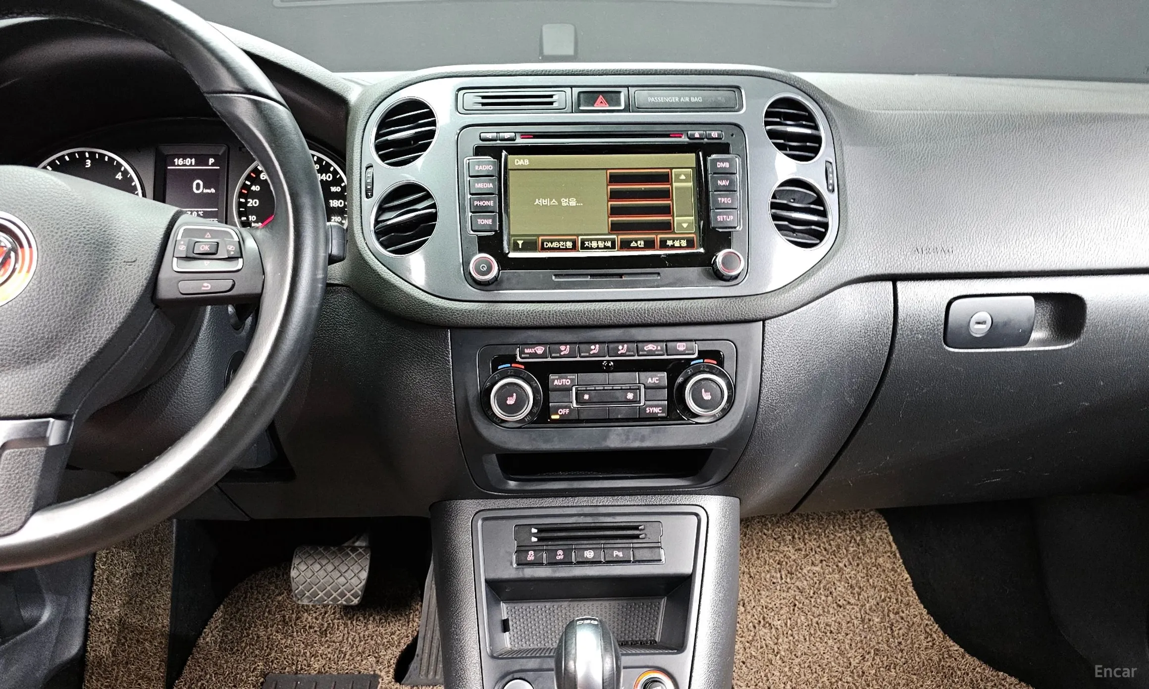 Volkswagen New Tiguan превью 14