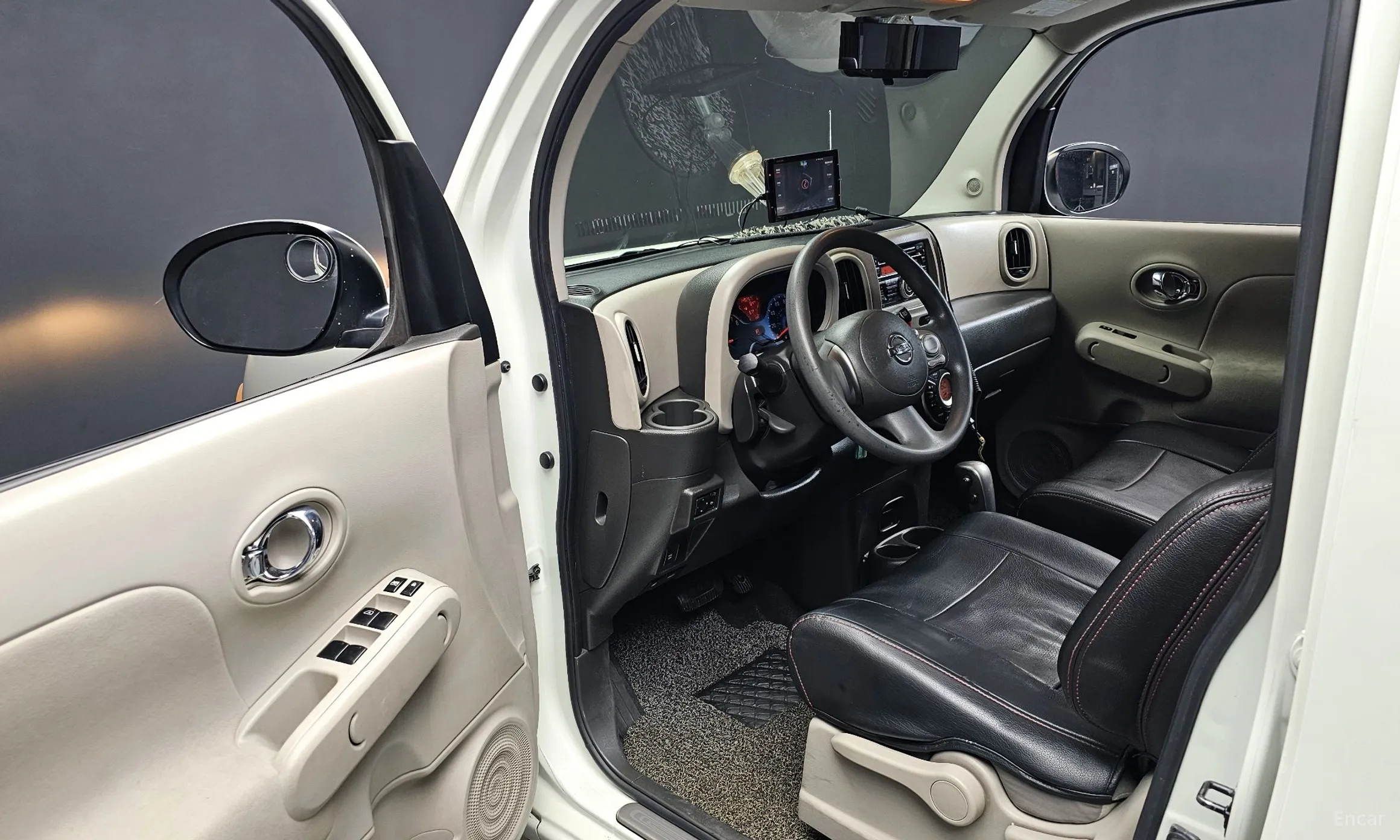 Nissan Cube превью 11