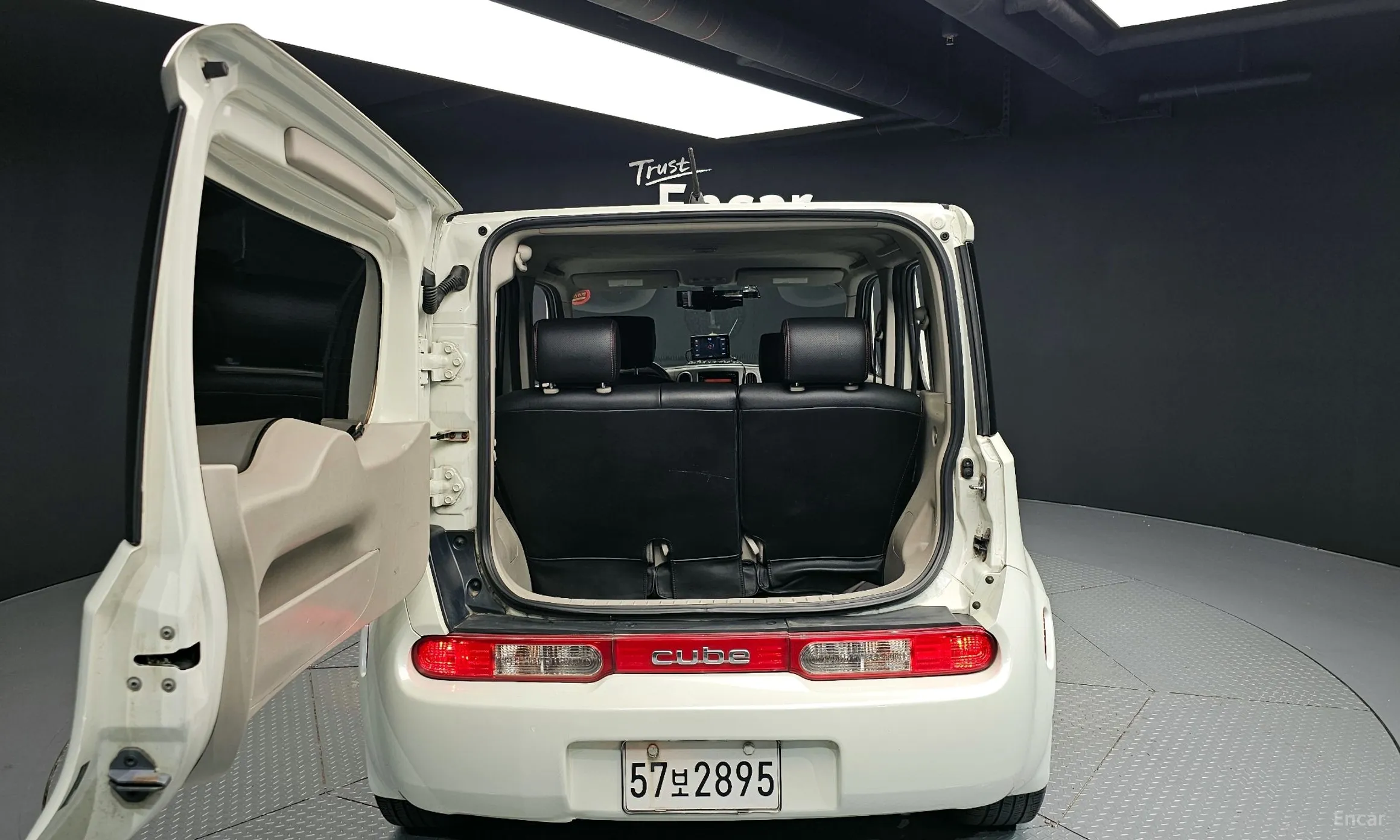 Nissan Cube превью 20