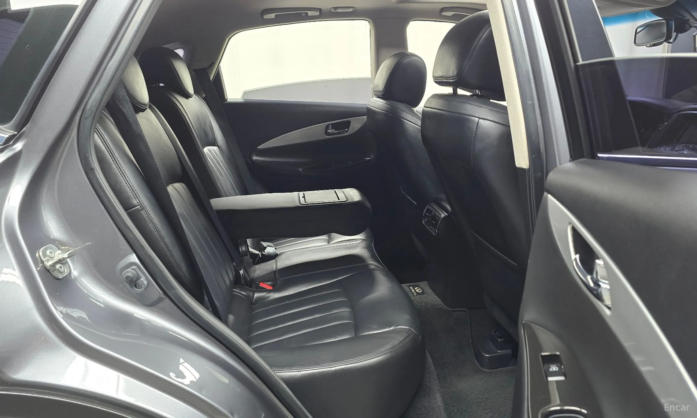 Infiniti QX50 превью 12