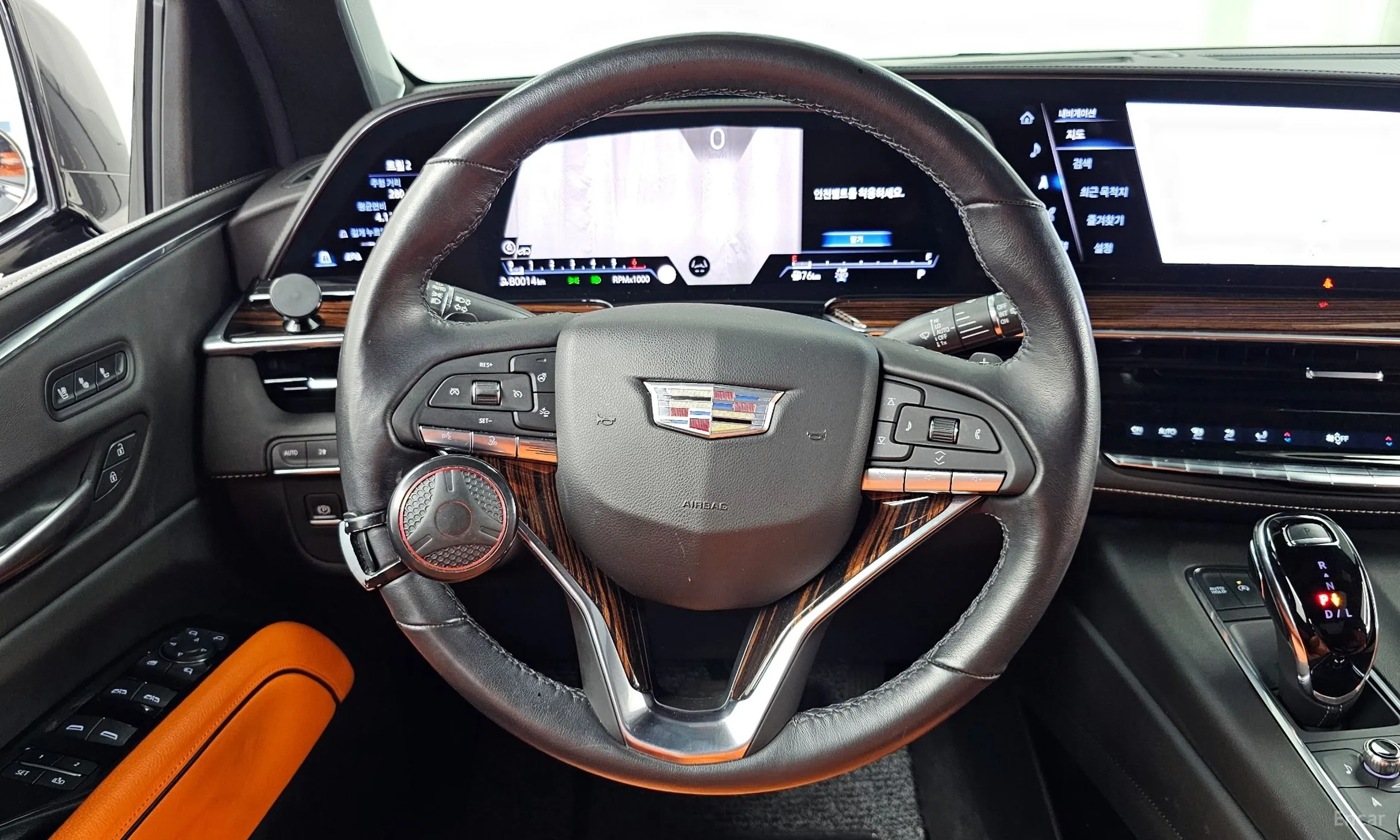 Cadillac Escalade 5th Generation превью 13