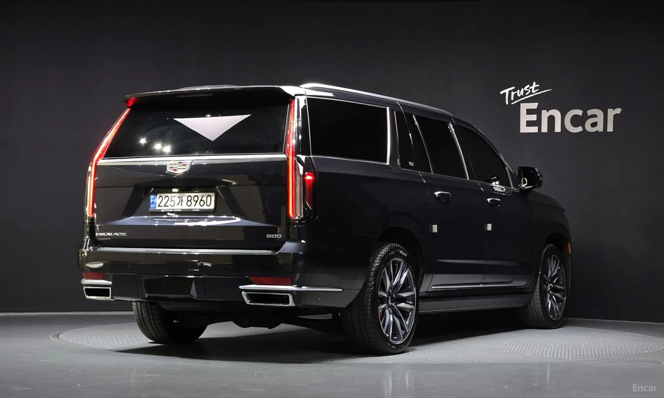 Cadillac Escalade 5th Generation превью 2