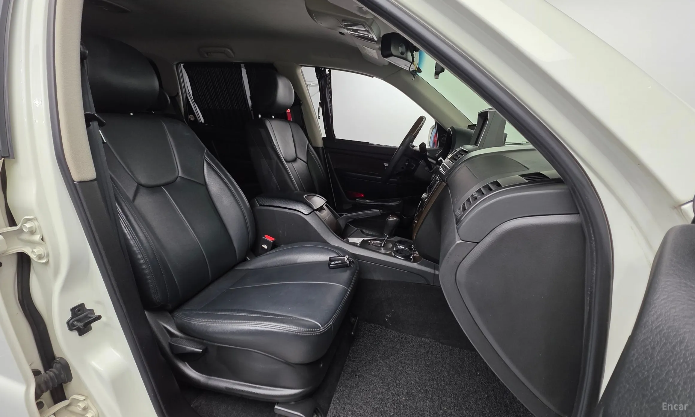 KG Mobility (SsangYong) Rexton W превью 10