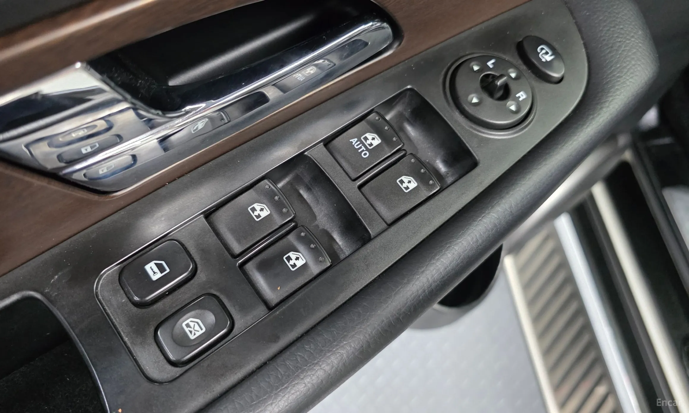 KG Mobility (SsangYong) Rexton W превью 12