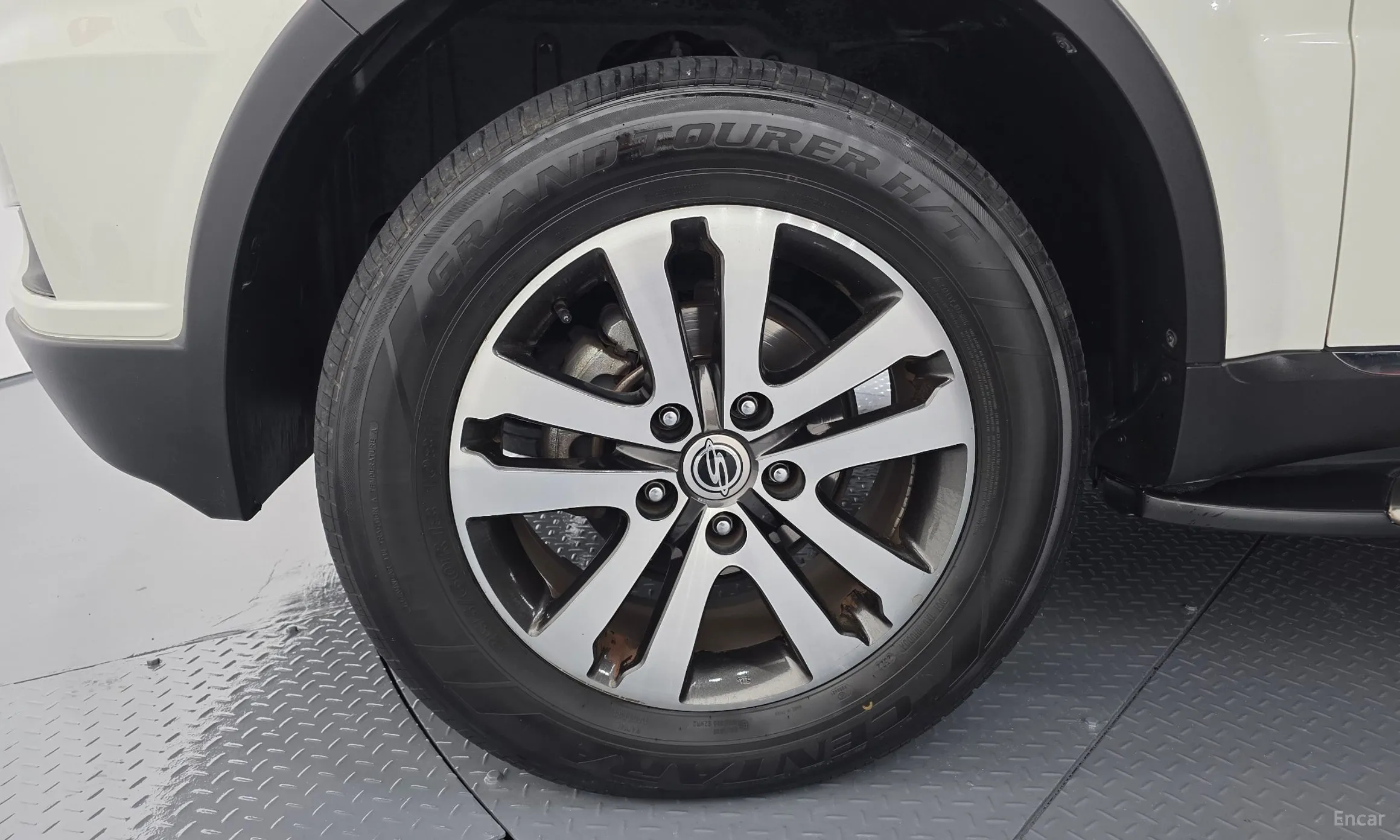 KG Mobility (SsangYong) Rexton W превью 5