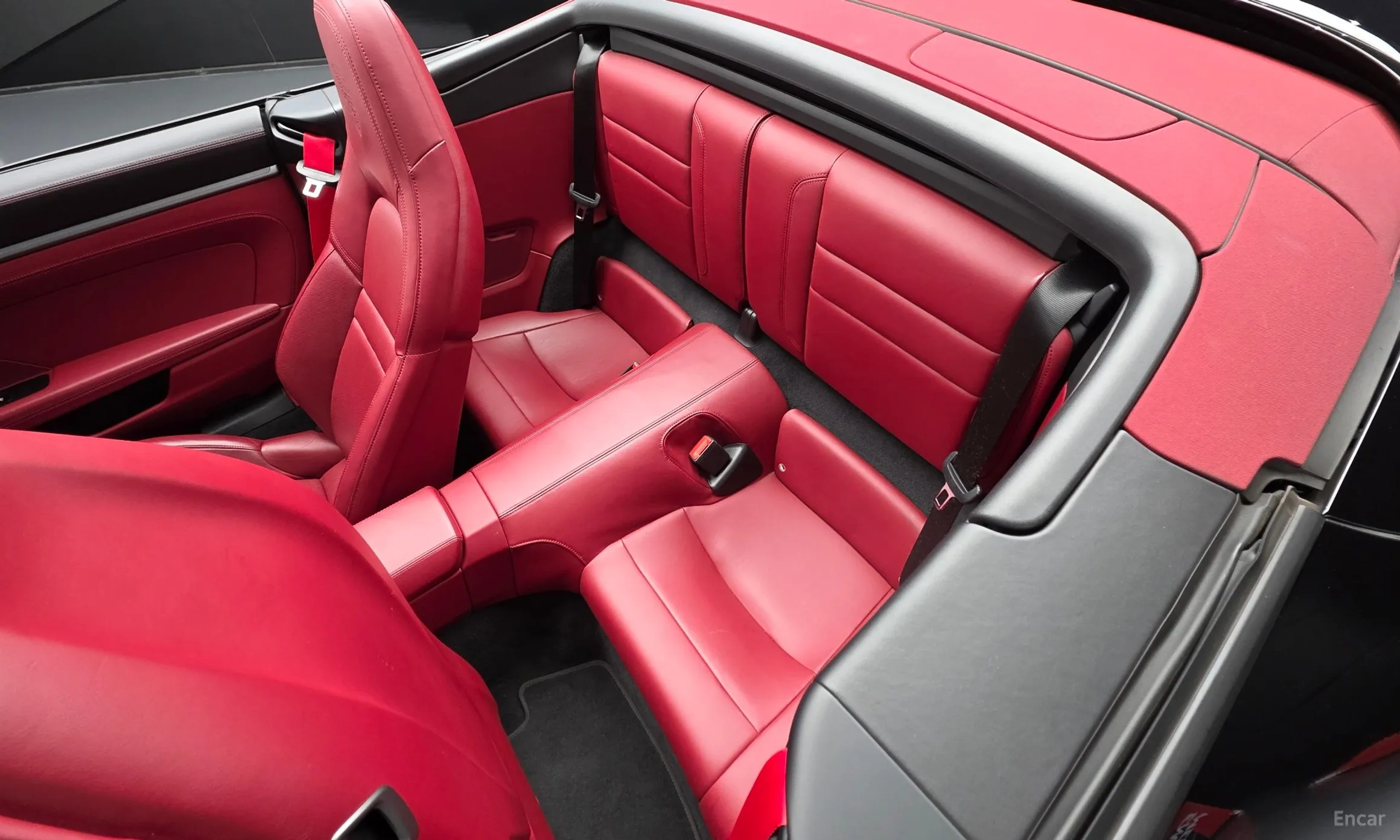 Porsche 911 (992) превью 17