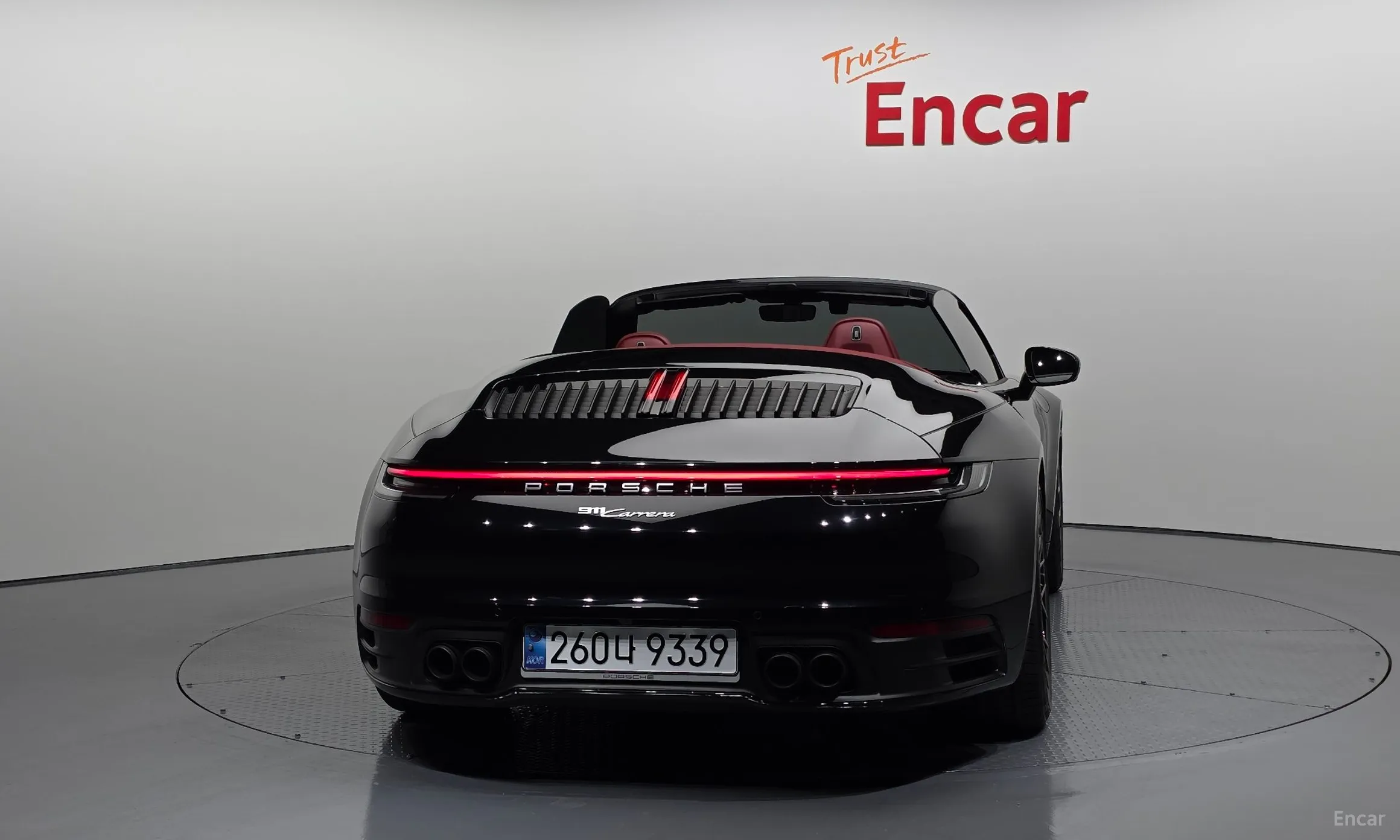 Porsche 911 (992) превью 4