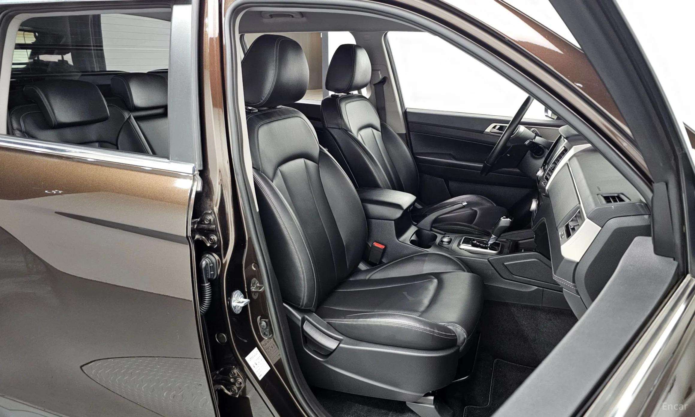 KG Mobility (SsangYong) Rexton Sports превью 11