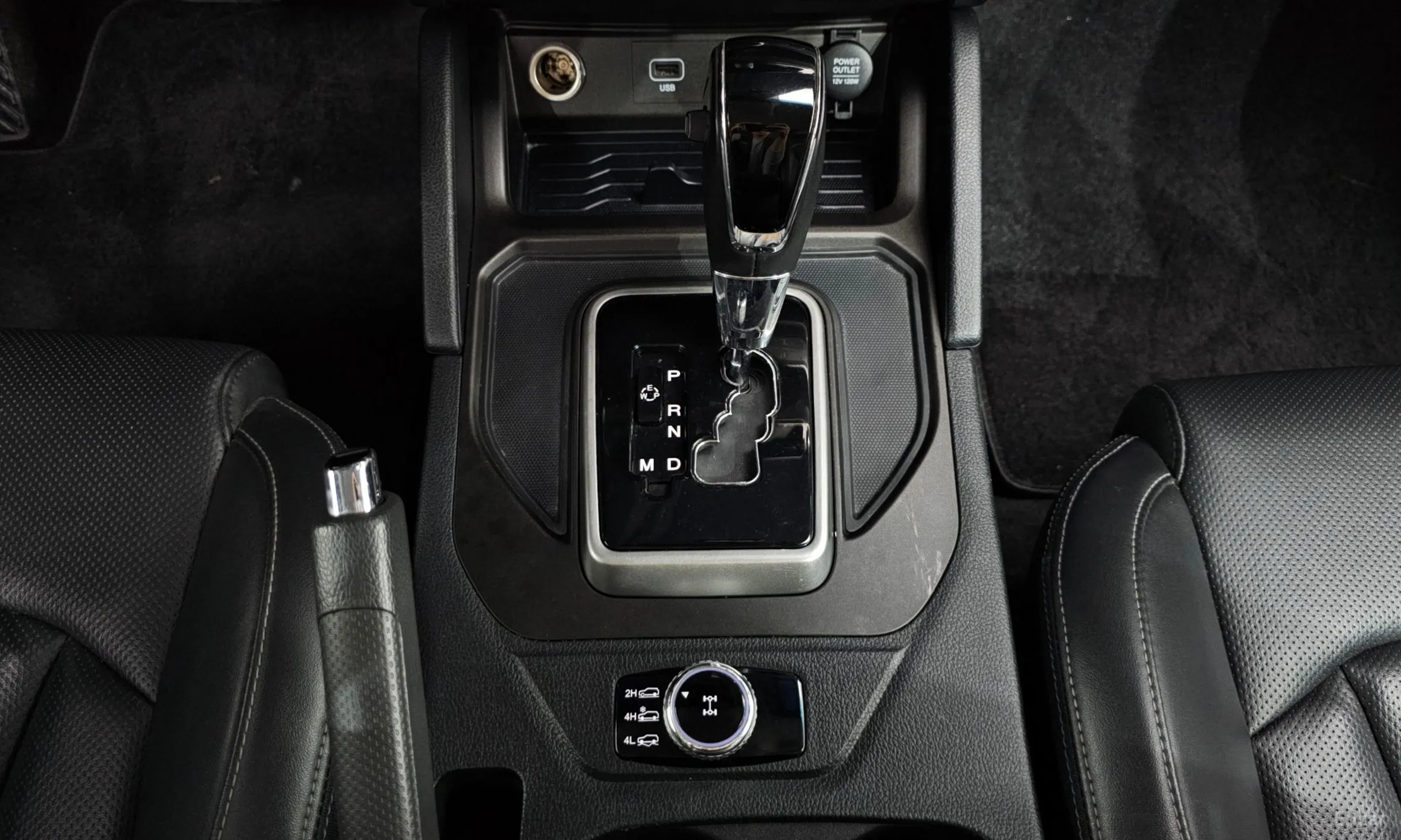 KG Mobility (SsangYong) Rexton Sports превью 9