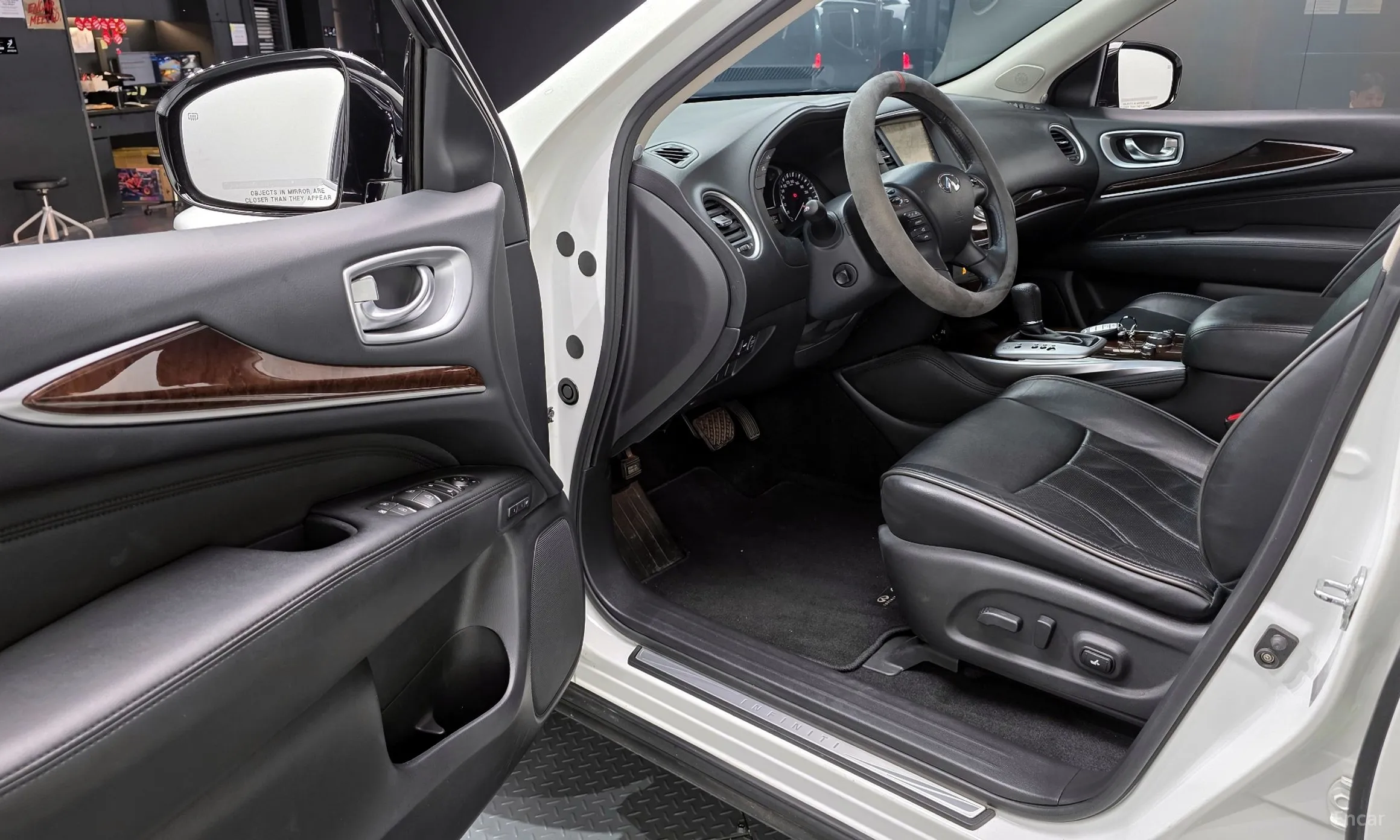 Infiniti QX60 превью 11