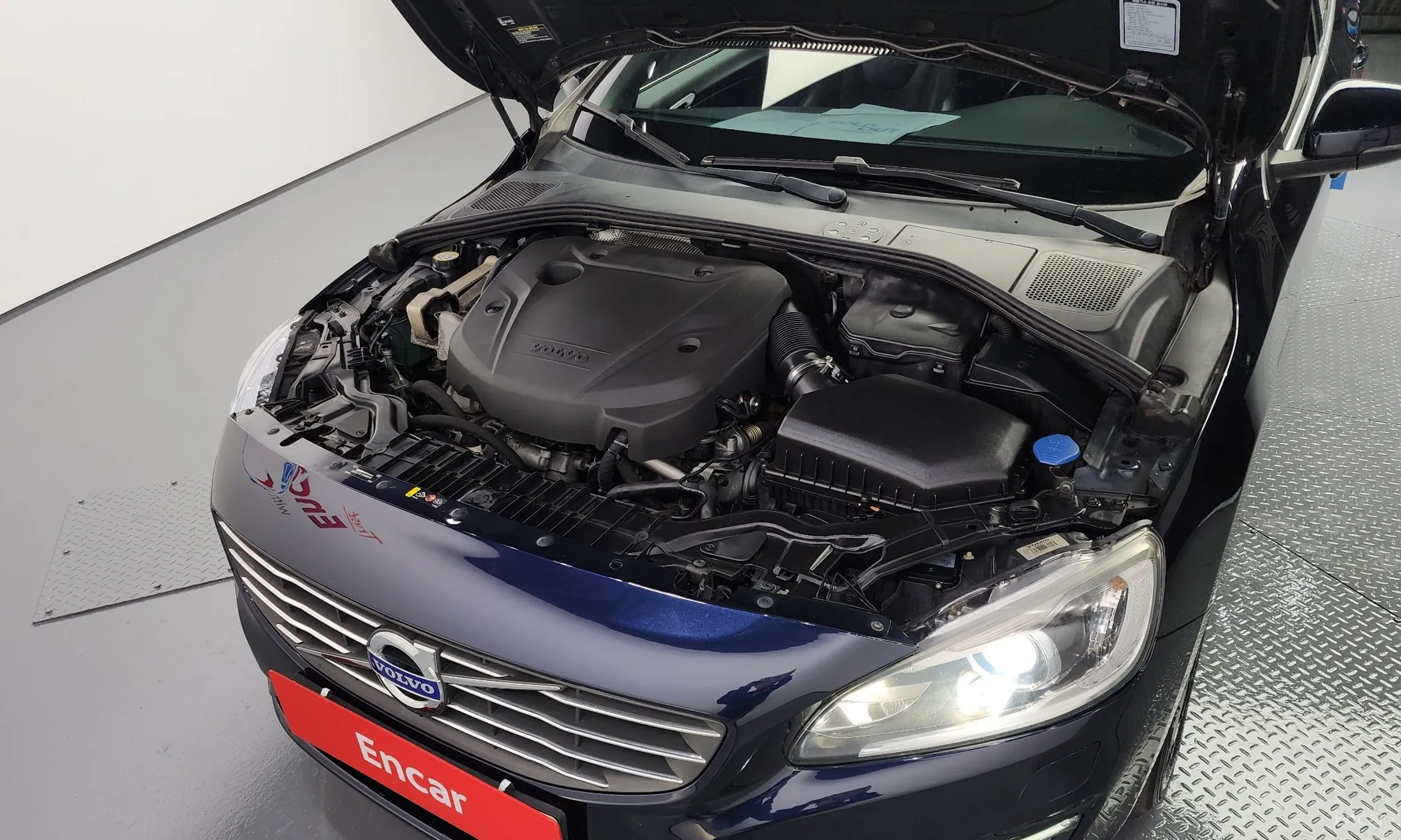 Volvo S60 превью 6
