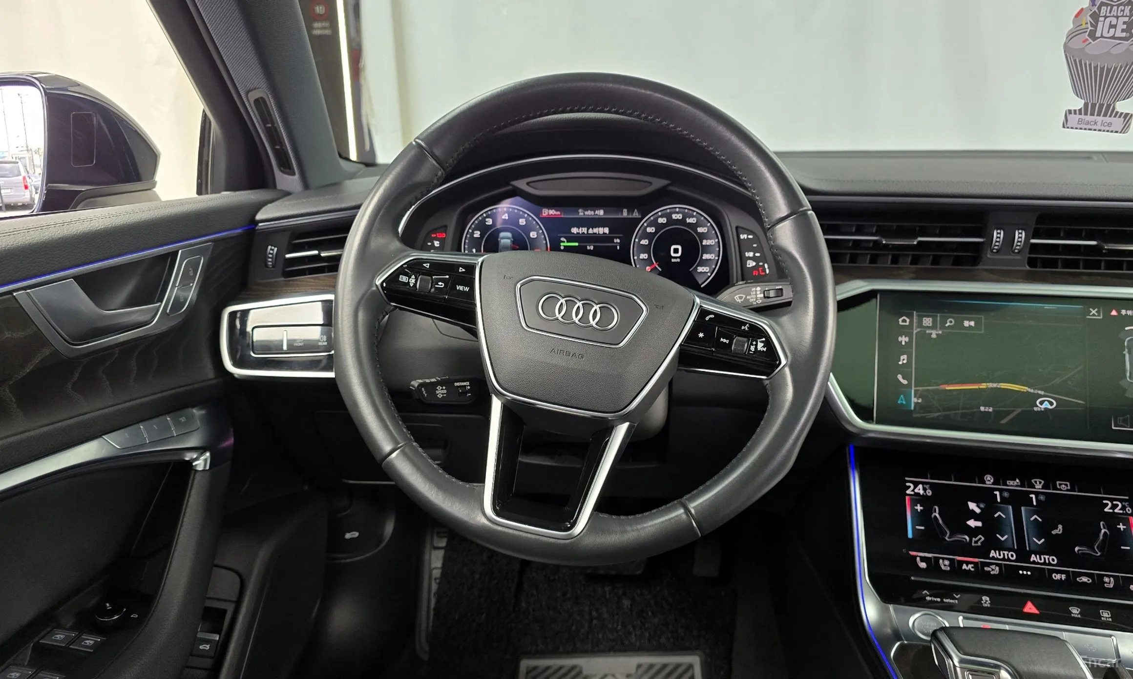 Audi A6 (C8) превью 13