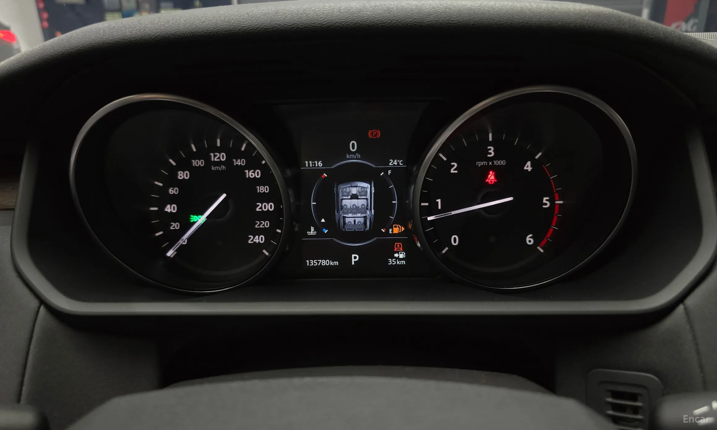 Land Rover Discovery 5 превью 8