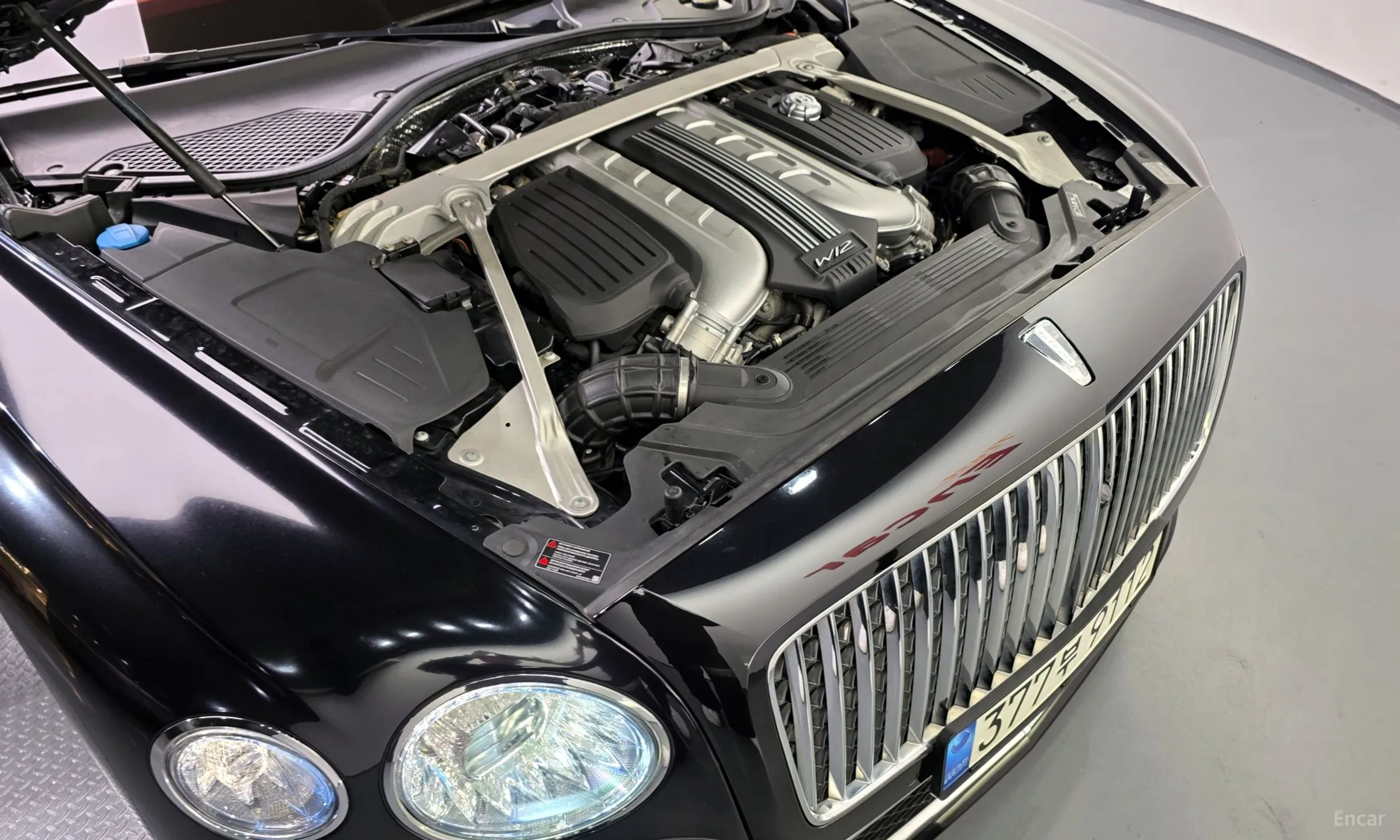 Bentley Flying Spur 3rd Generation превью 6