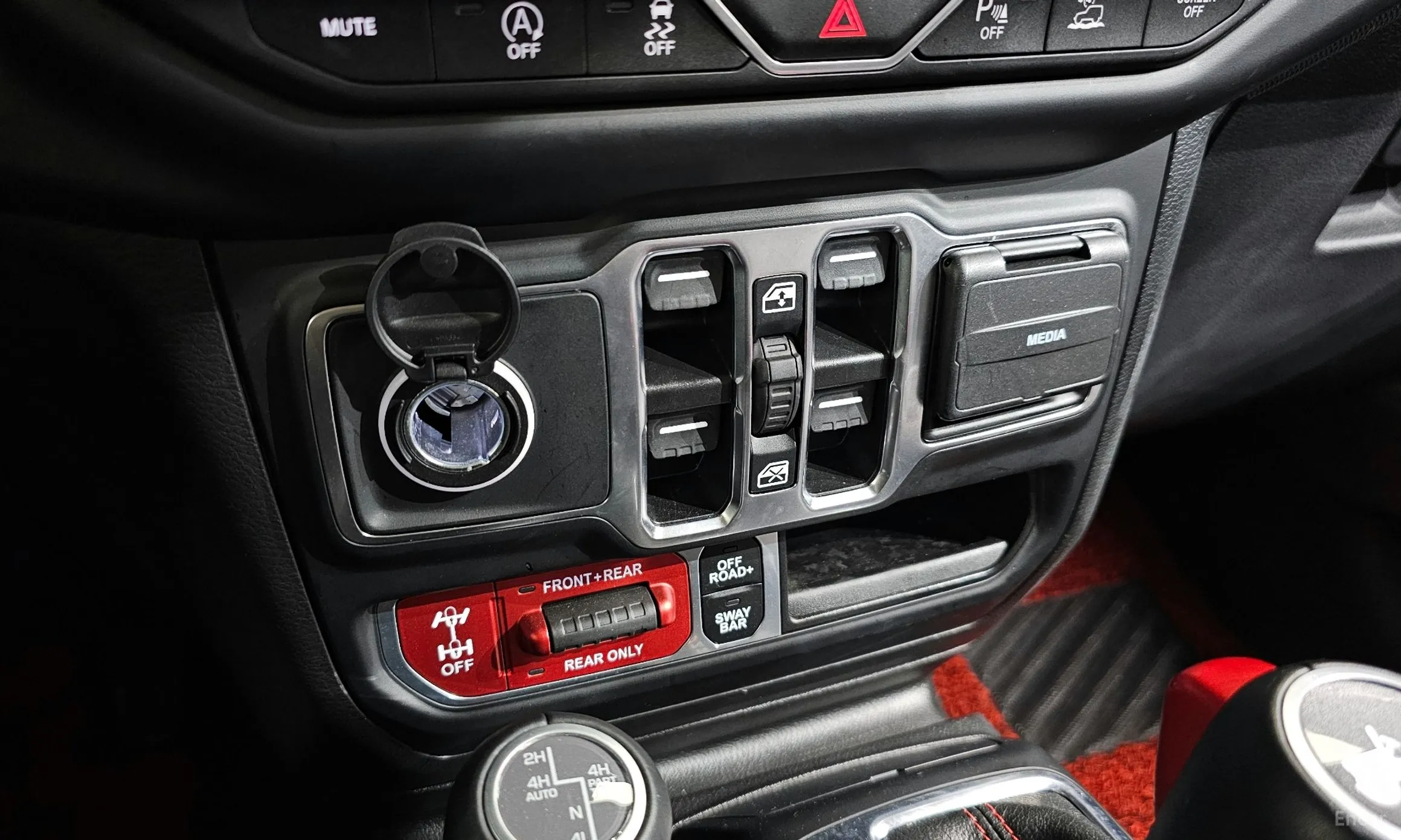 Jeep Wrangler (JL) превью 17